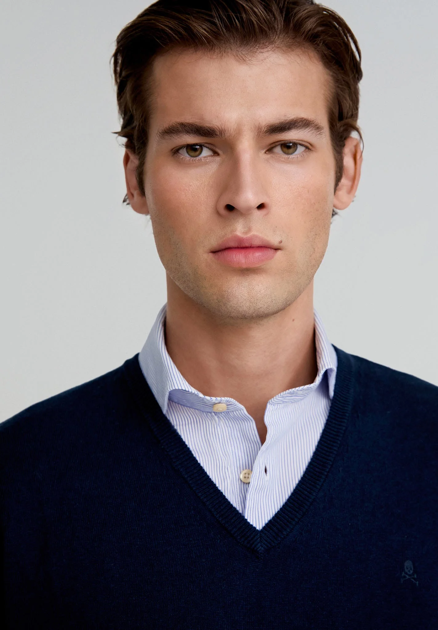 BASIC COTTON EMBROIDERED SWEATER - Image 3