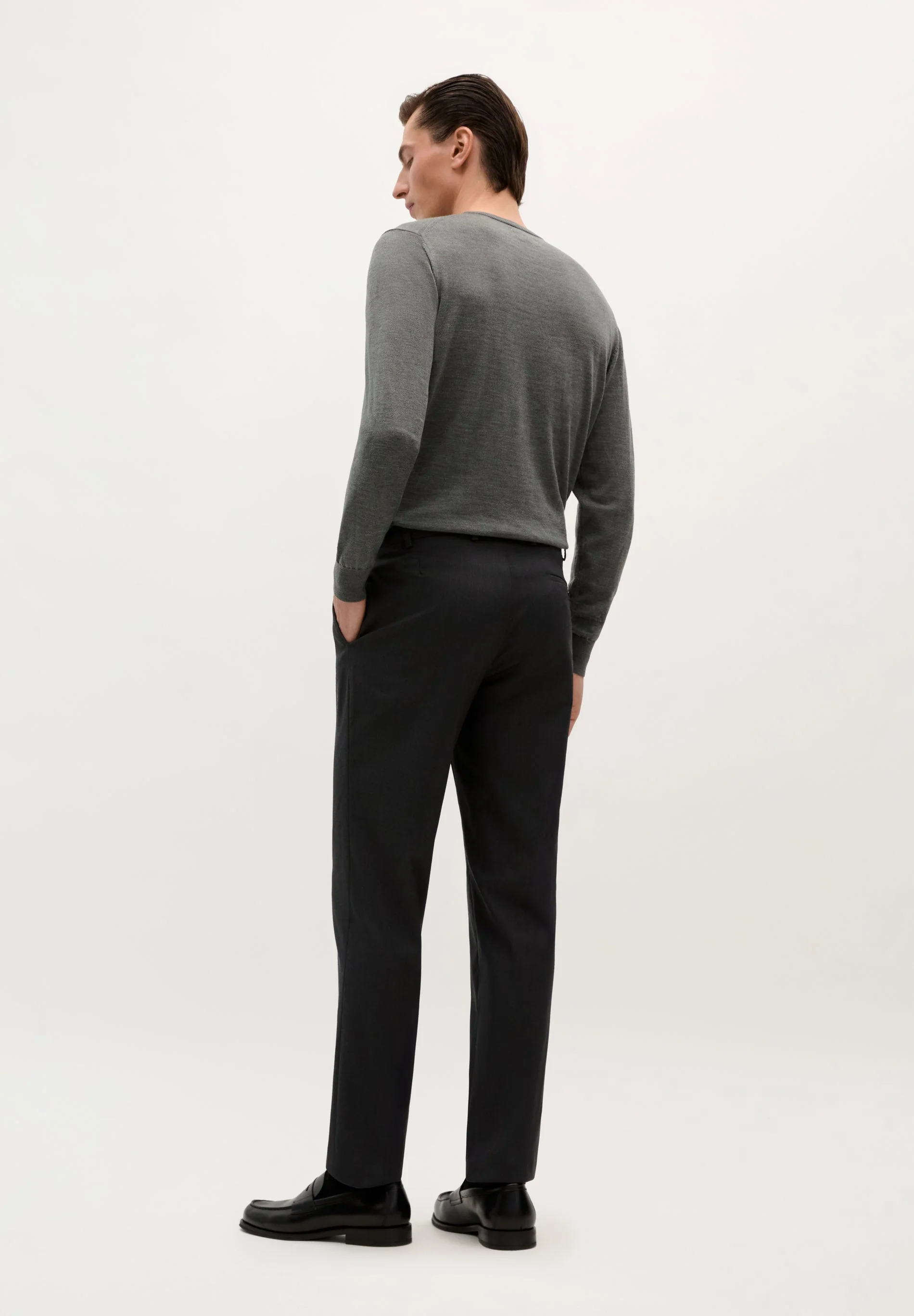 CLASSIC WOOL SUIT - Image 10