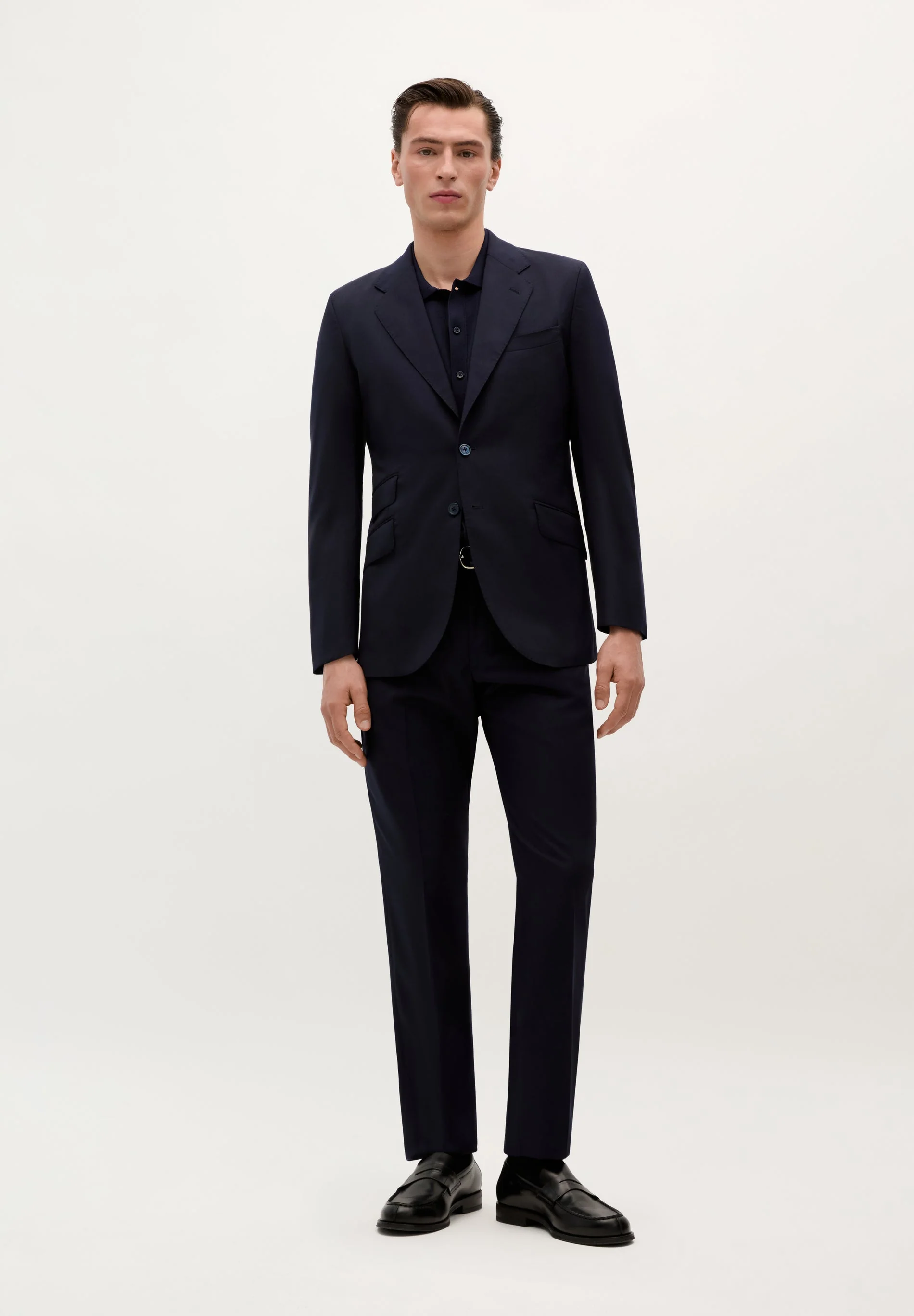 CLASSIC WOOL SUIT