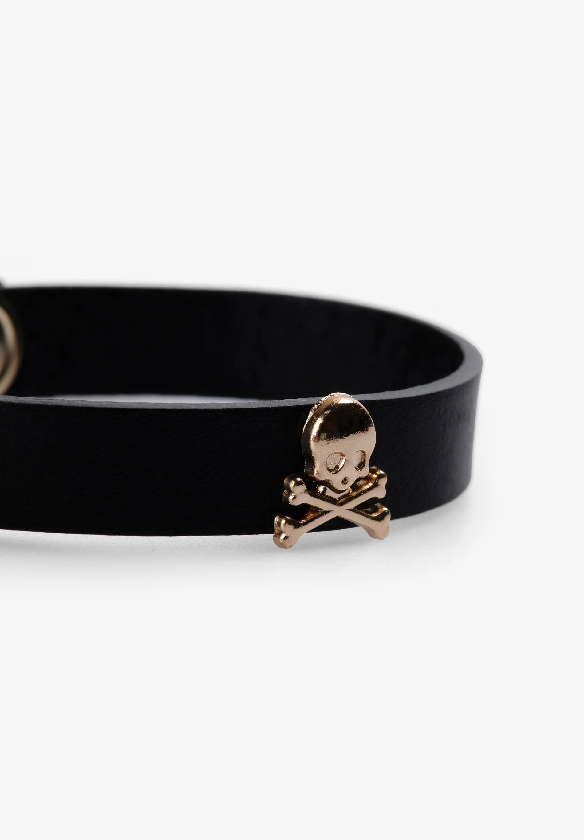 LEATHER BRACELET WITH SKULLS - Image 2