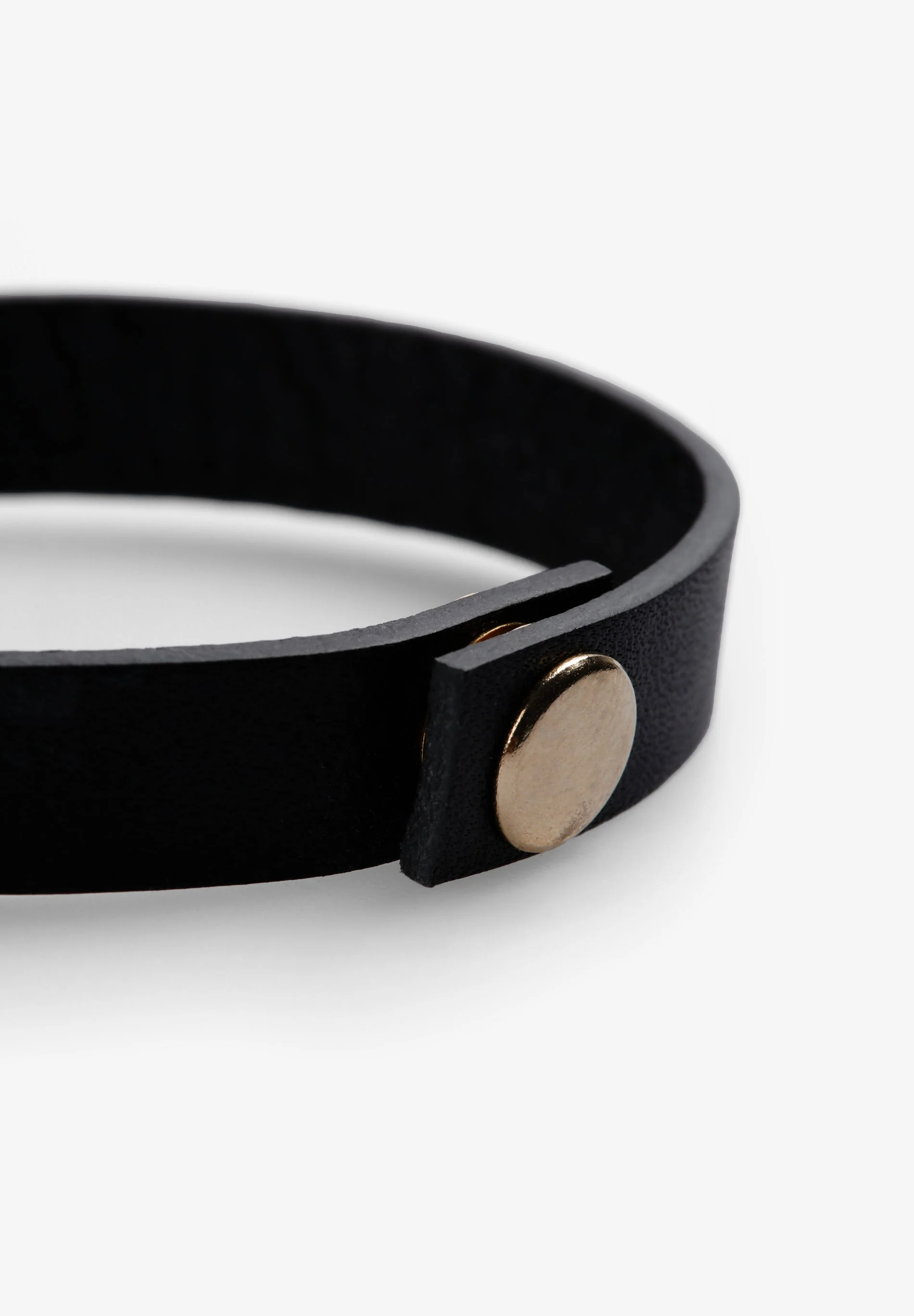 LEATHER BRACELET WITH SKULLS - Image 3