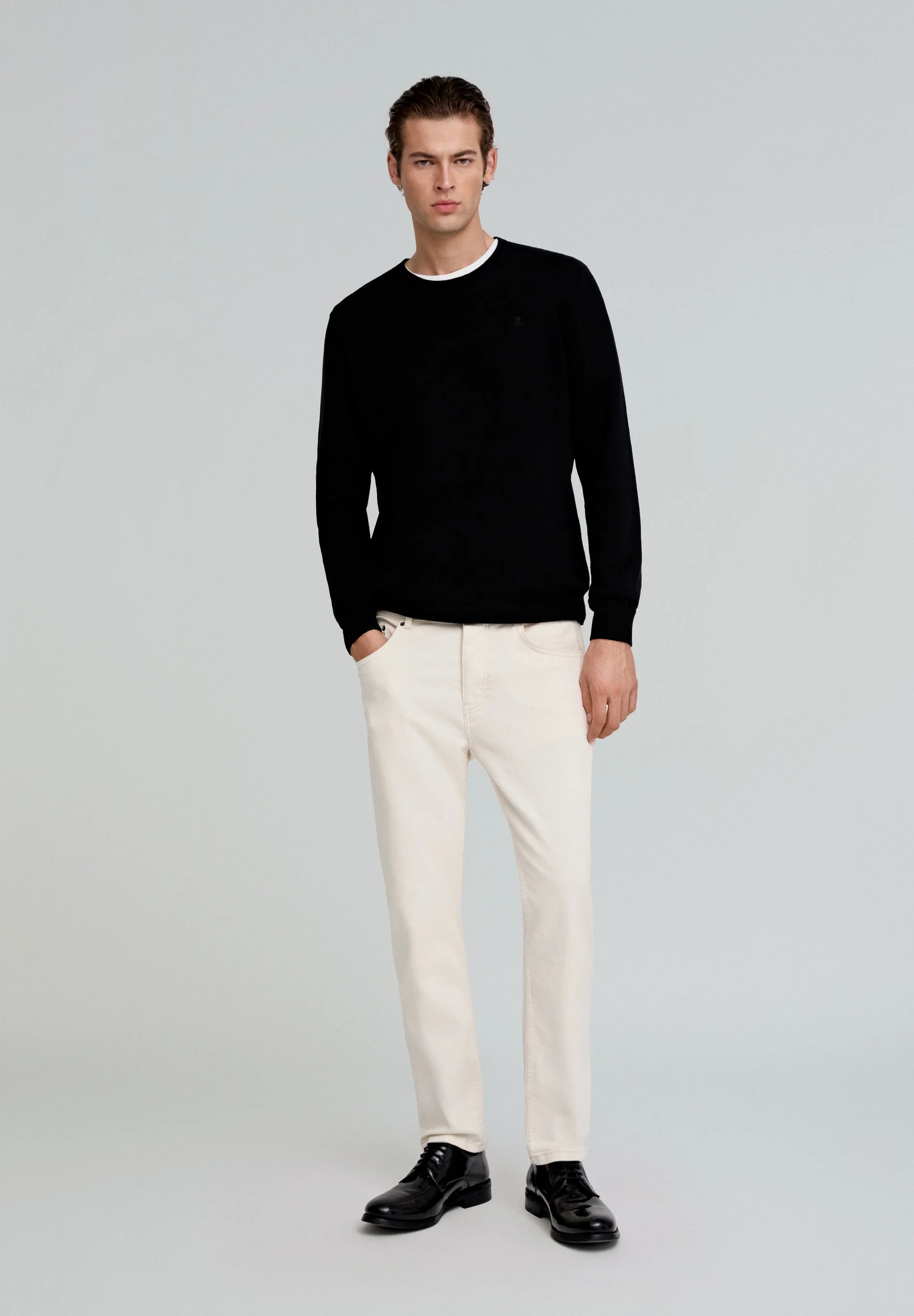 ROUND NECK SWEATER WITH SKULL - Image 2