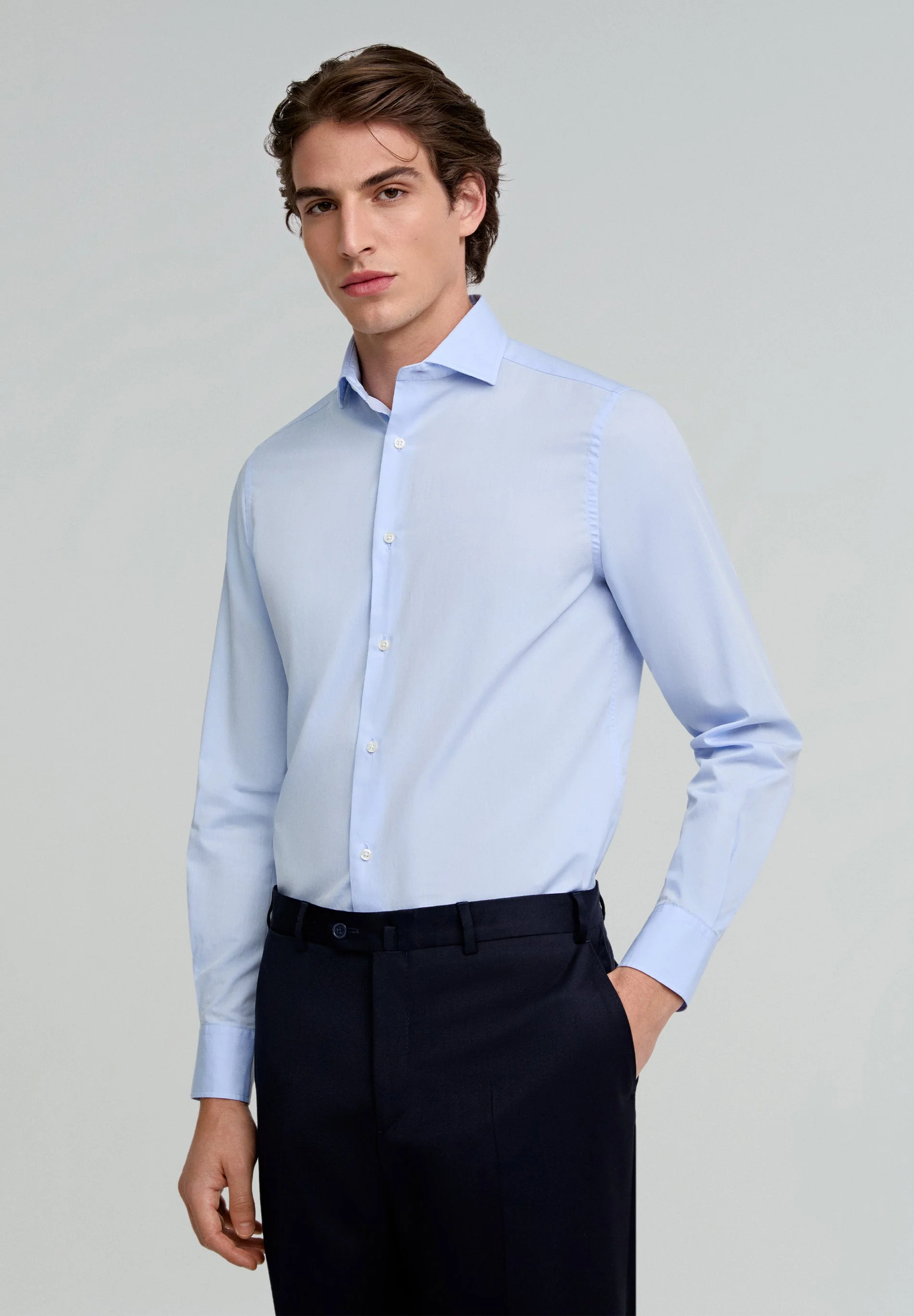 CLASSIC CUFF DRESS SHIRT - Image 2