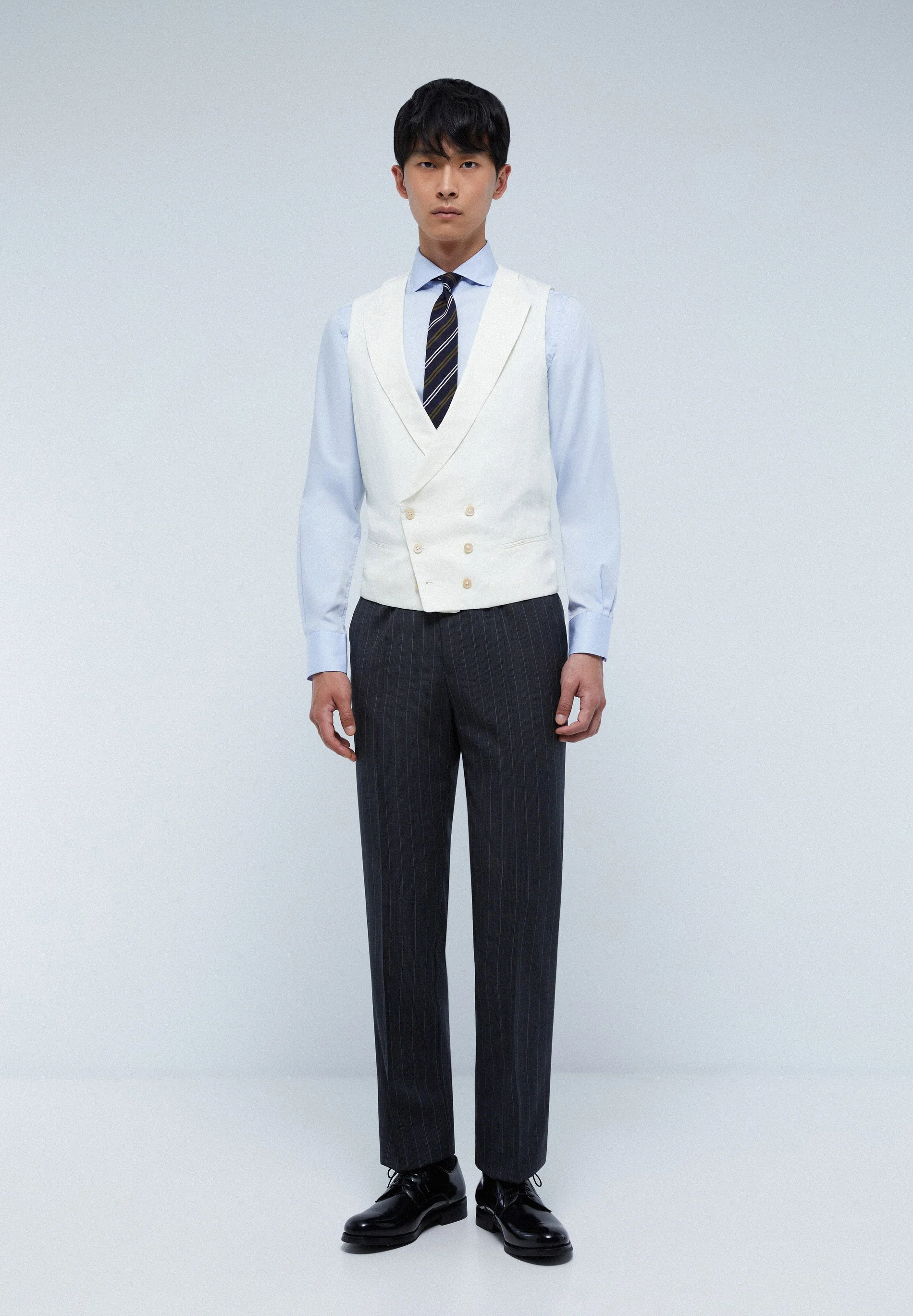 MORNING COAT WAISTCOAT WITH WIDE PEAK LAPEL - Image 3