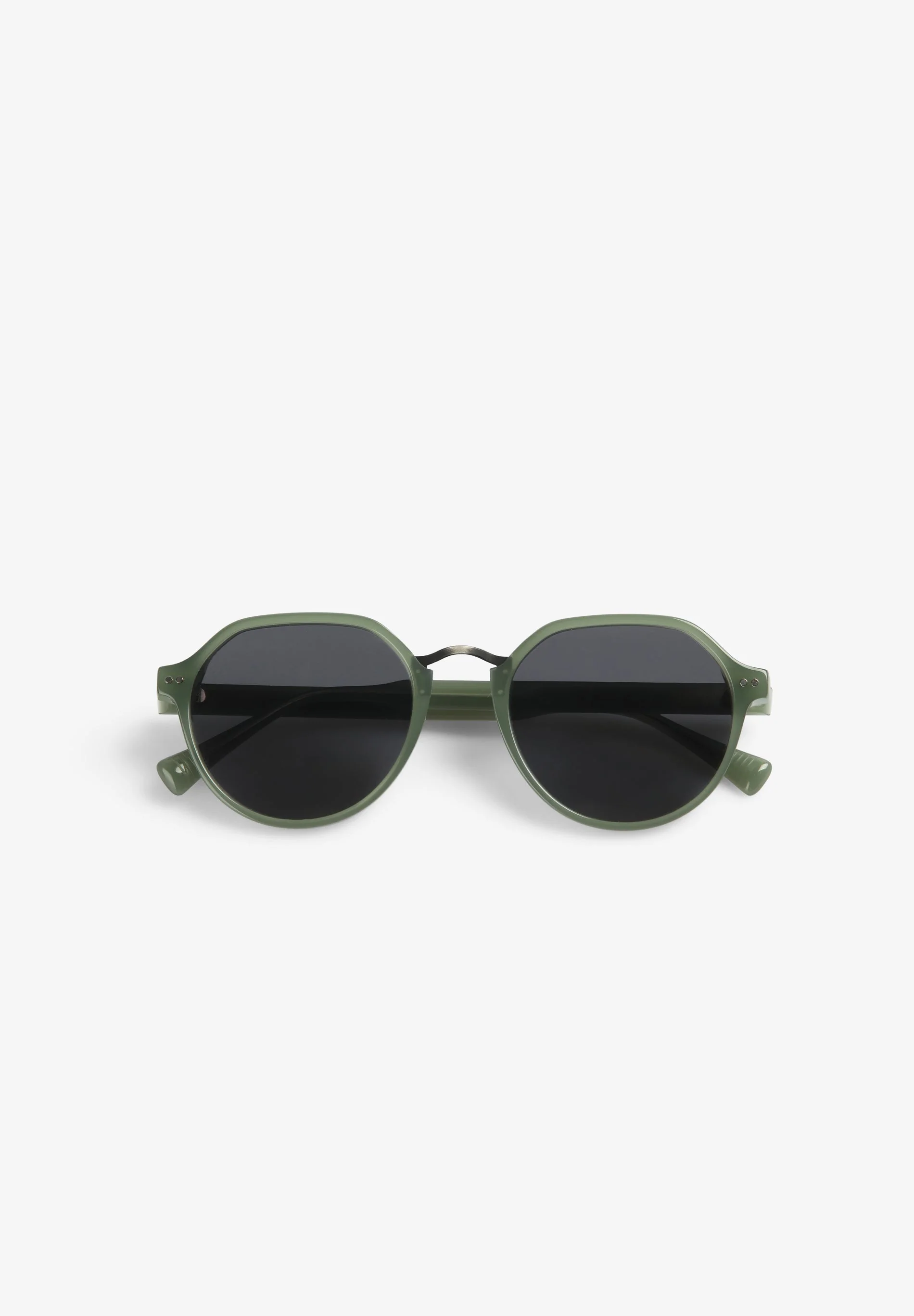 FINE OVAL SUNGLASSES