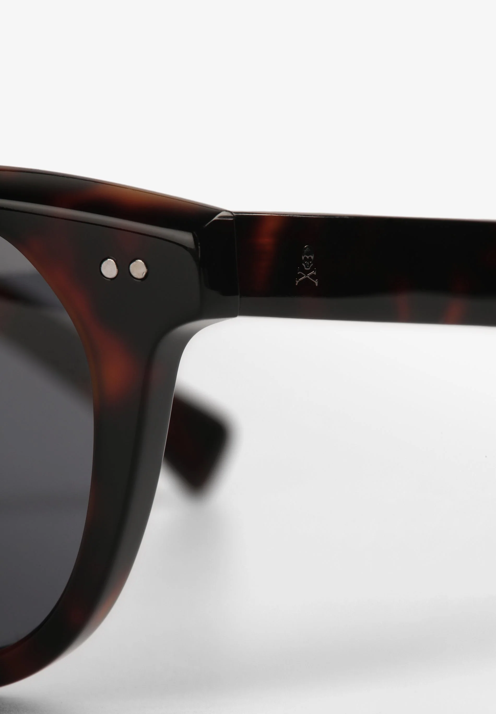 ROUND RESIN SUNGLASSES - Image 4