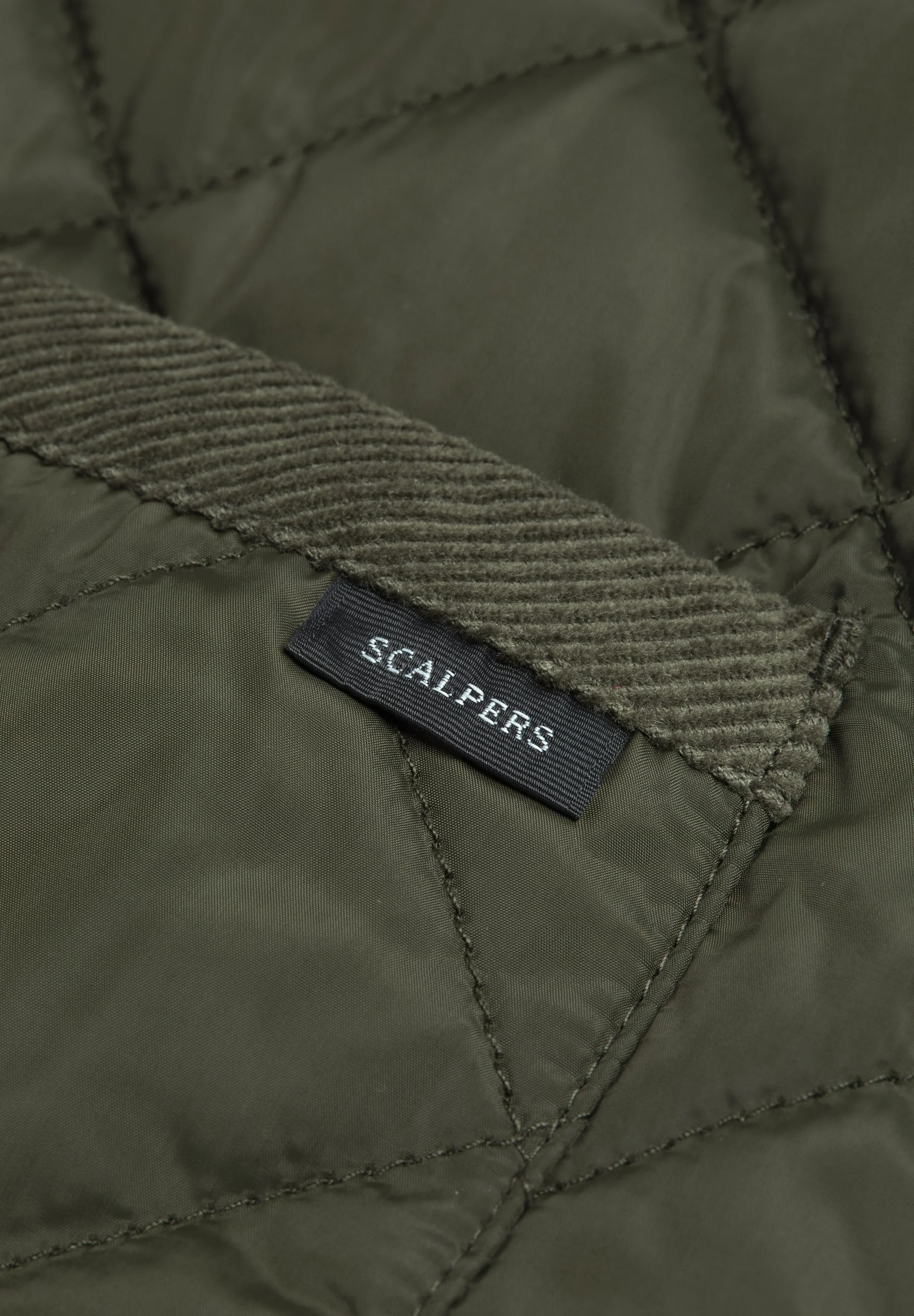 ICON HIKE VEST - Image 8