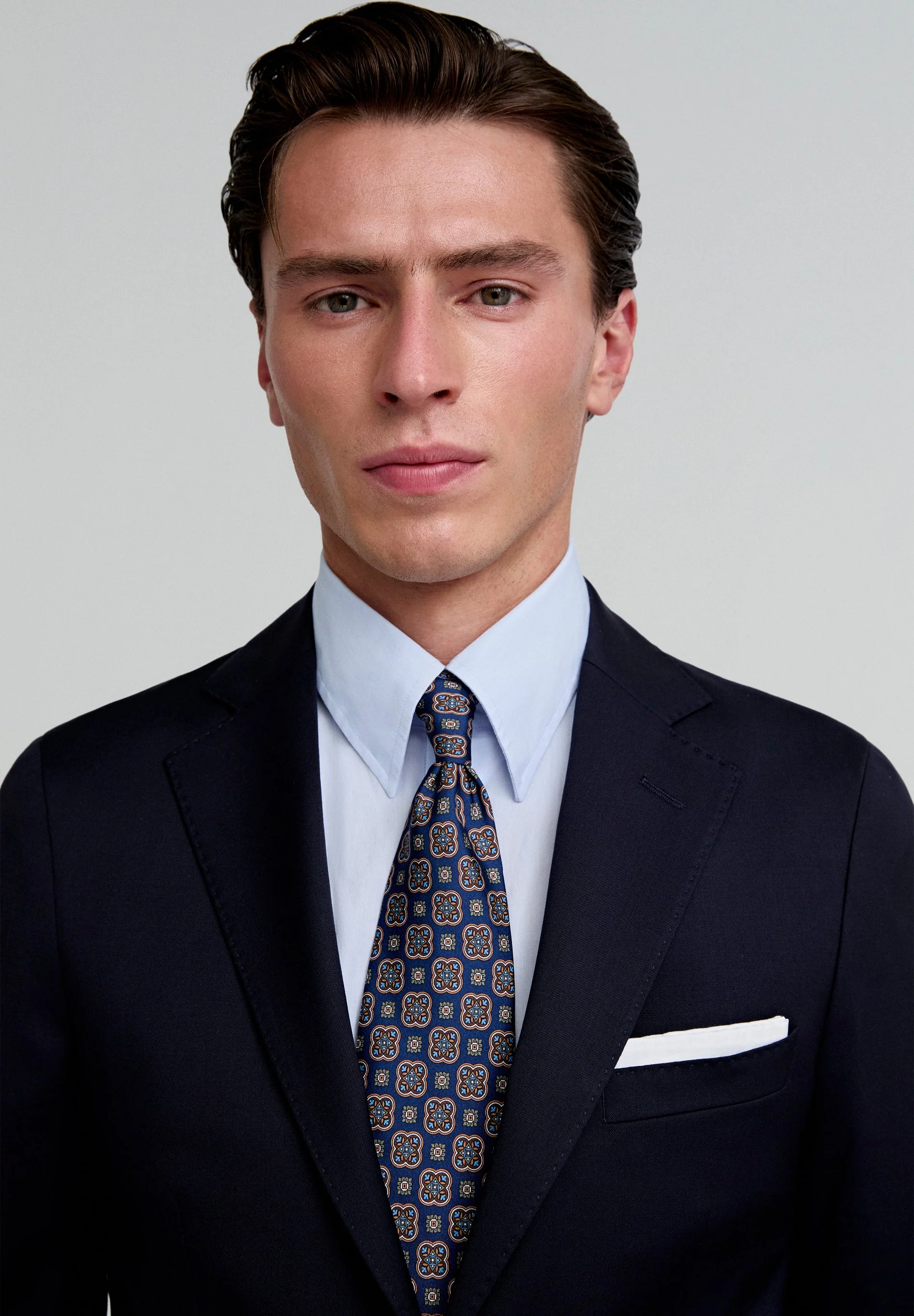 CLASSIC BLUE WOOL SUIT - Image 3