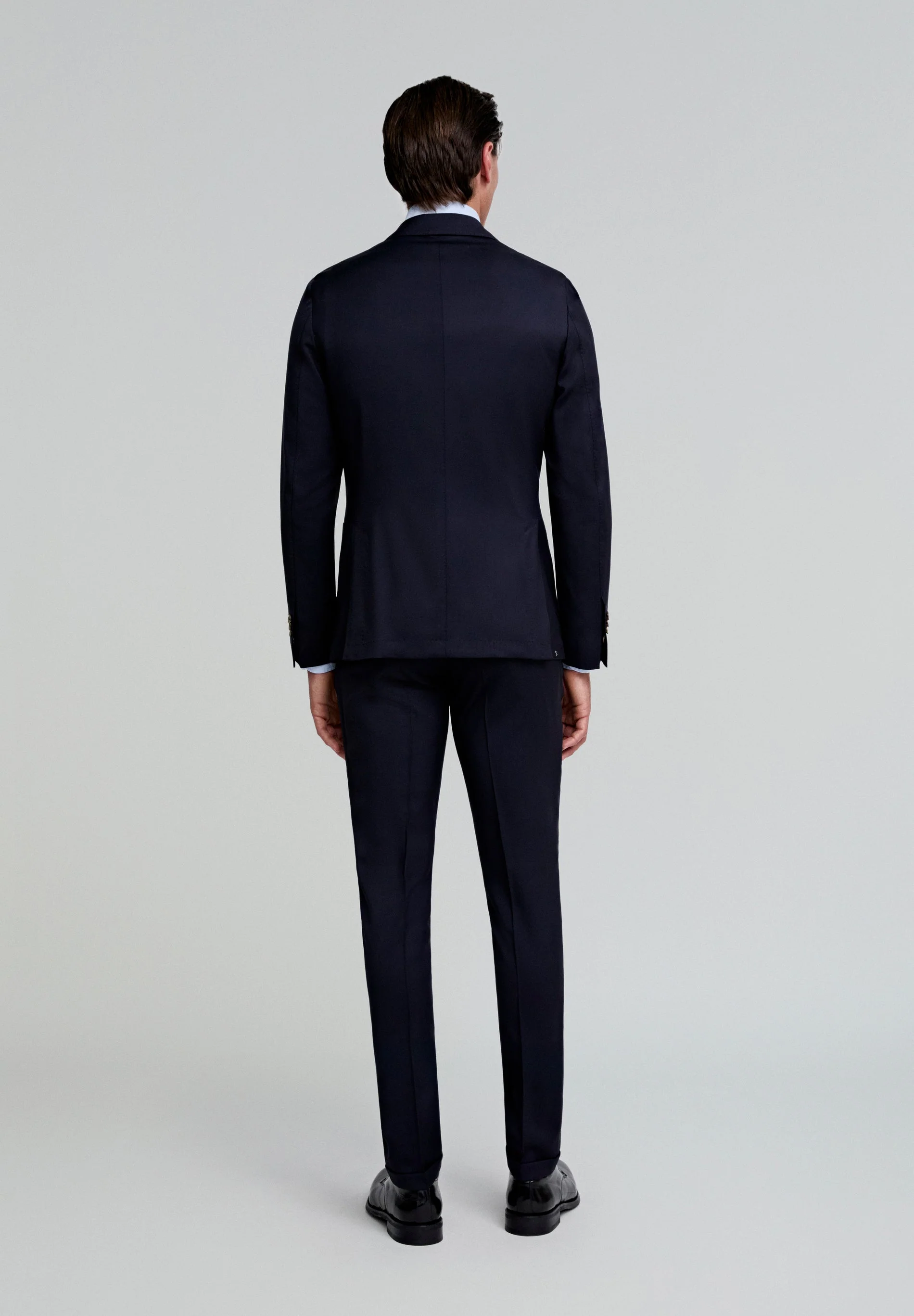 CLASSIC BLUE WOOL SUIT - Image 9