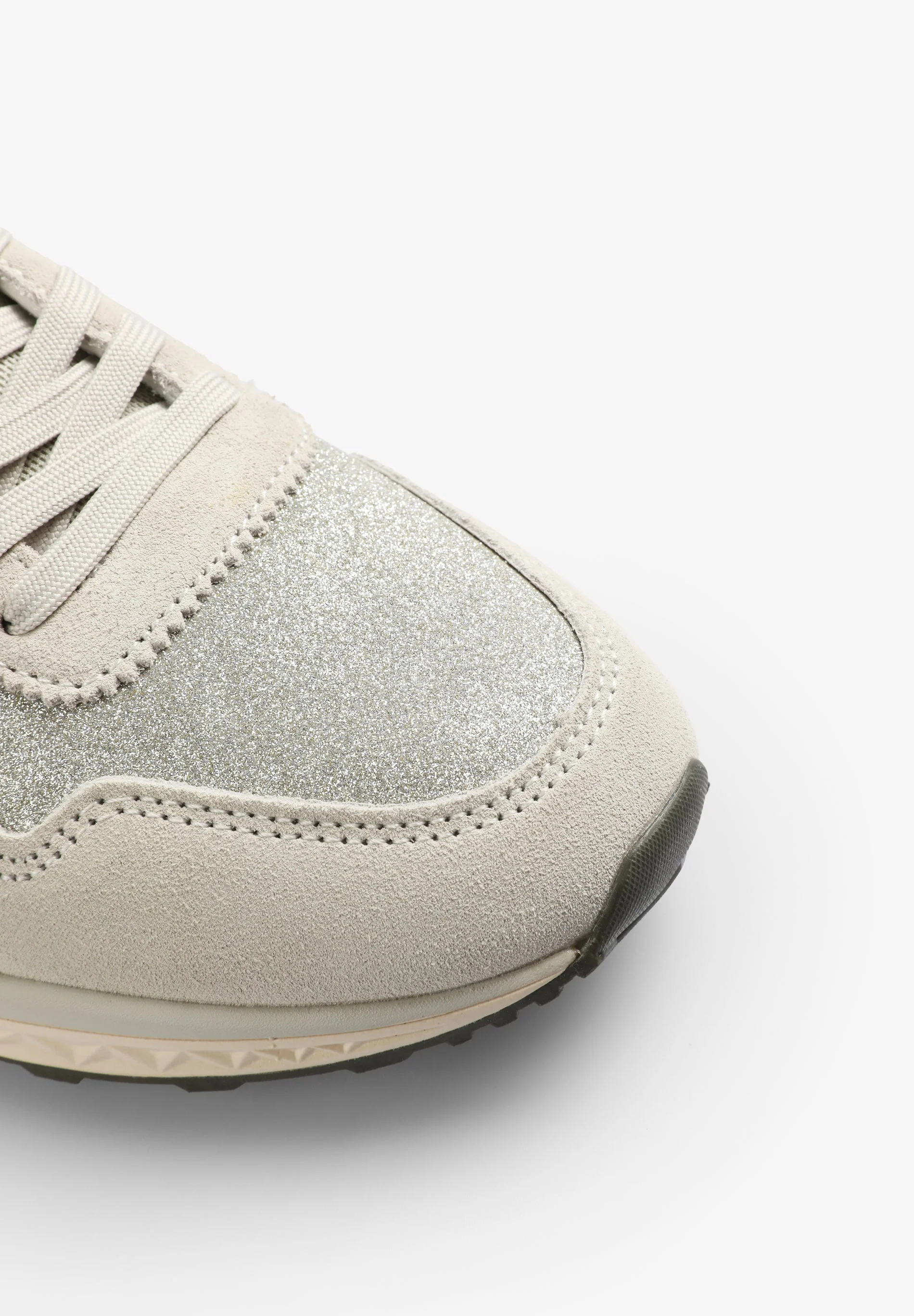 SNEAKERS WITH SIDE SKULL - Image 6
