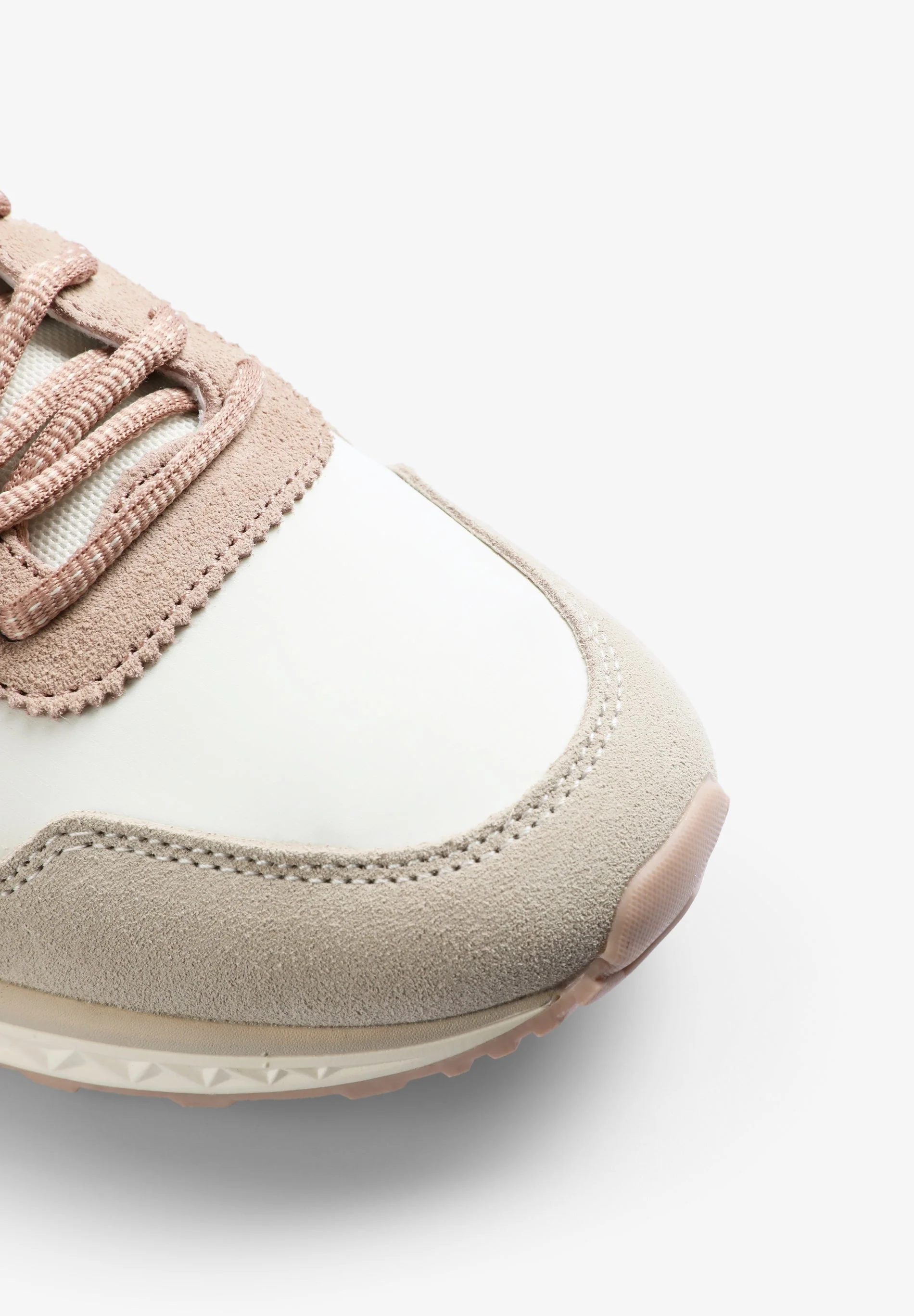 SNEAKERS WITH SIDE SKULL - Image 6
