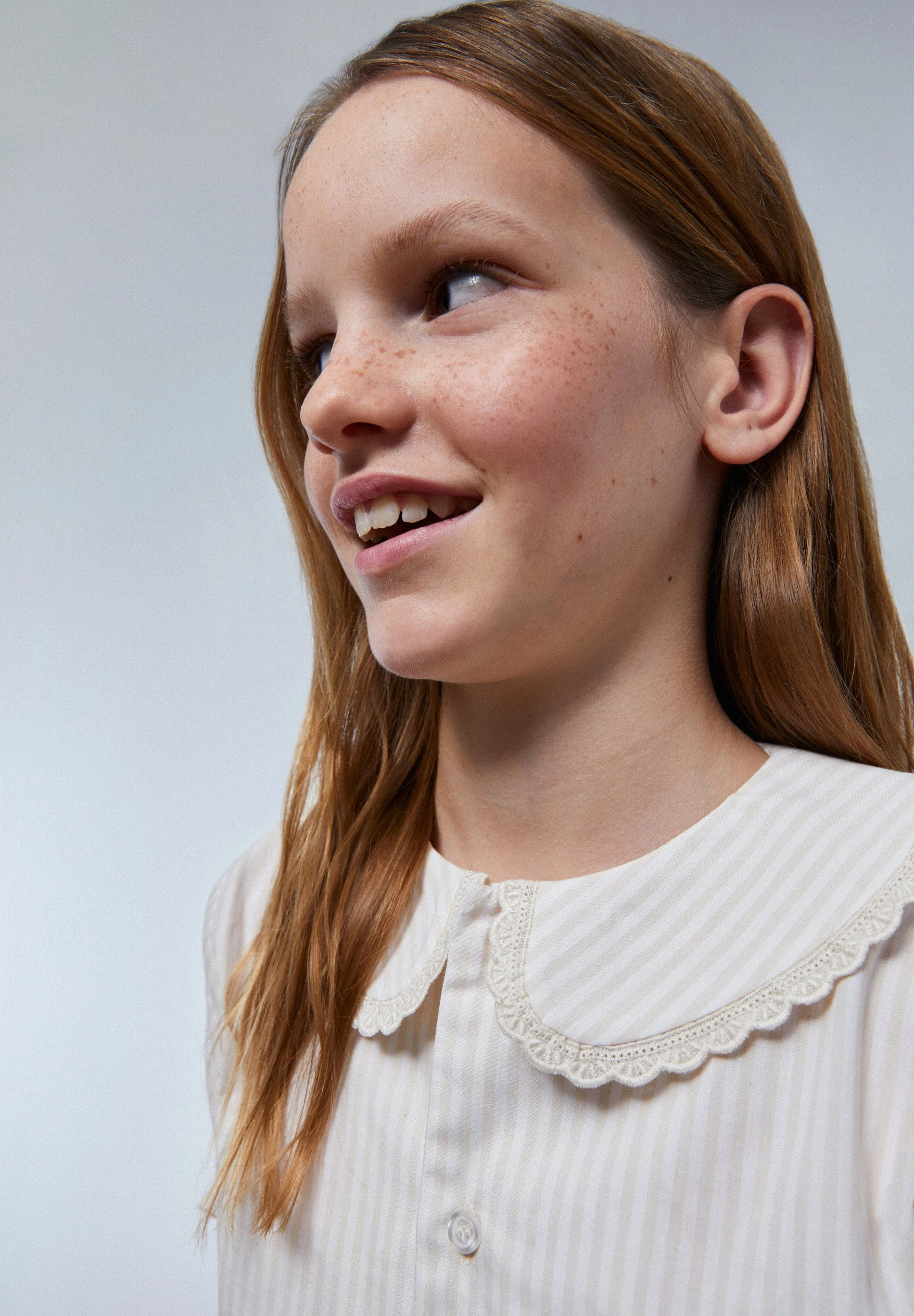 STRIPED PYJAMAS WITH EMBROIDERED COLLAR TRIM - Image 3