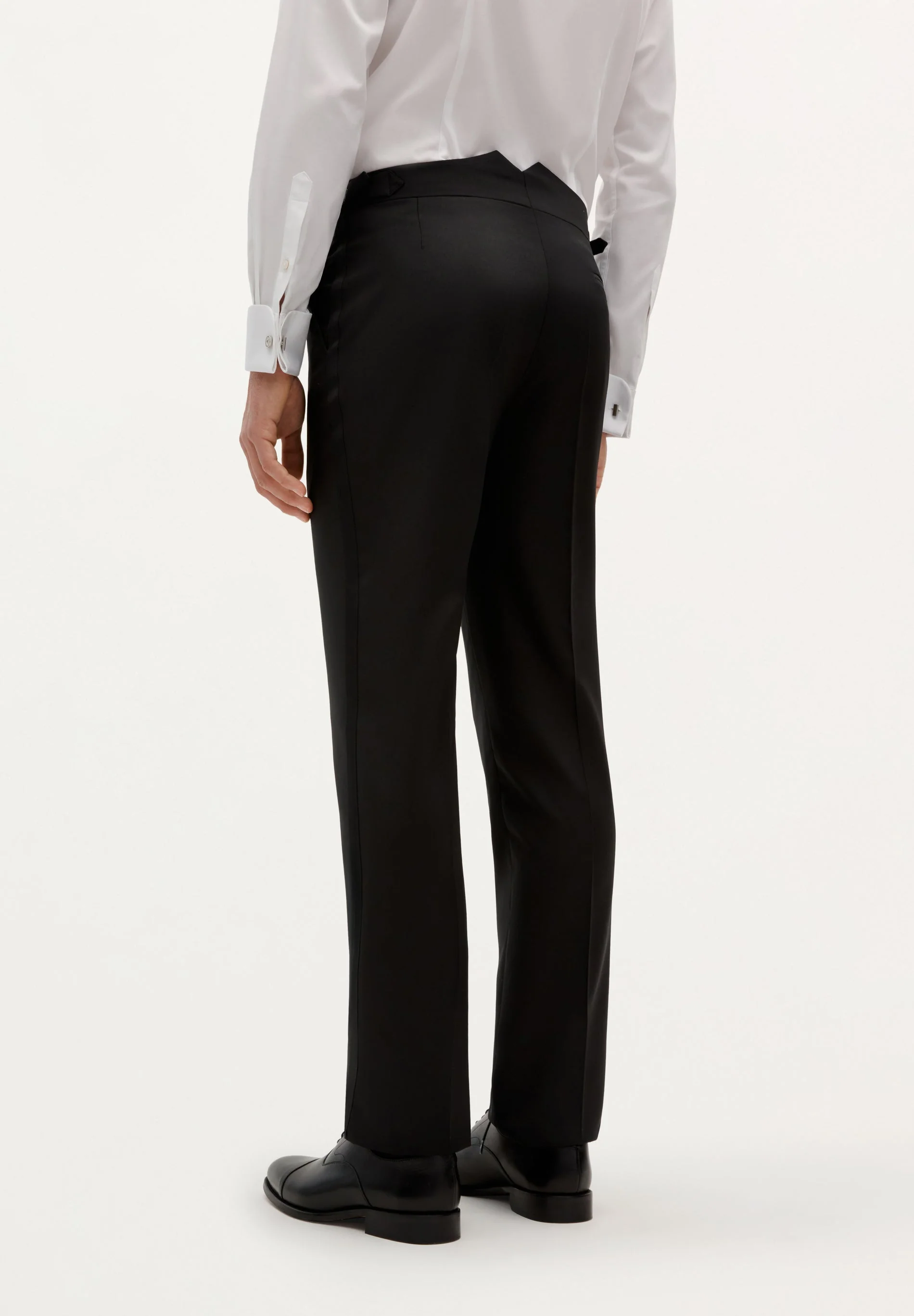 TUXEDO - Image 16