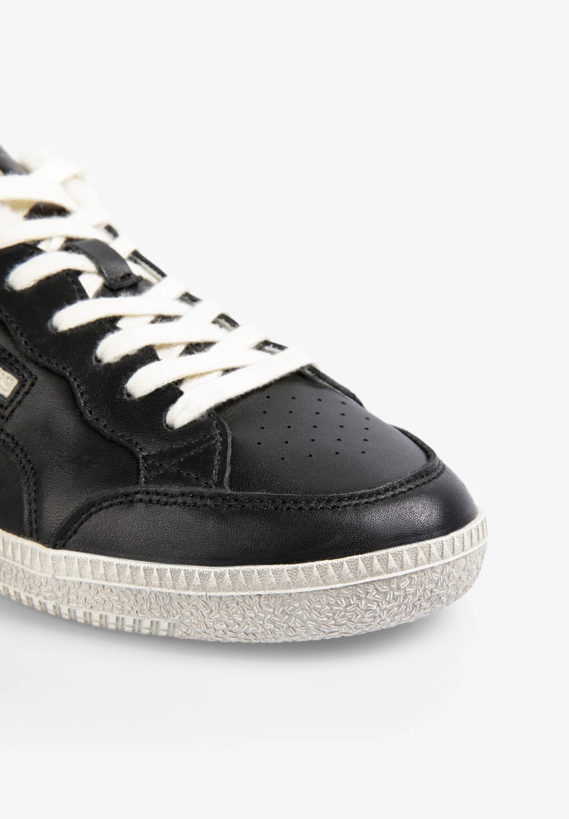 MIKO STUDS SNEAKERS - Image 6