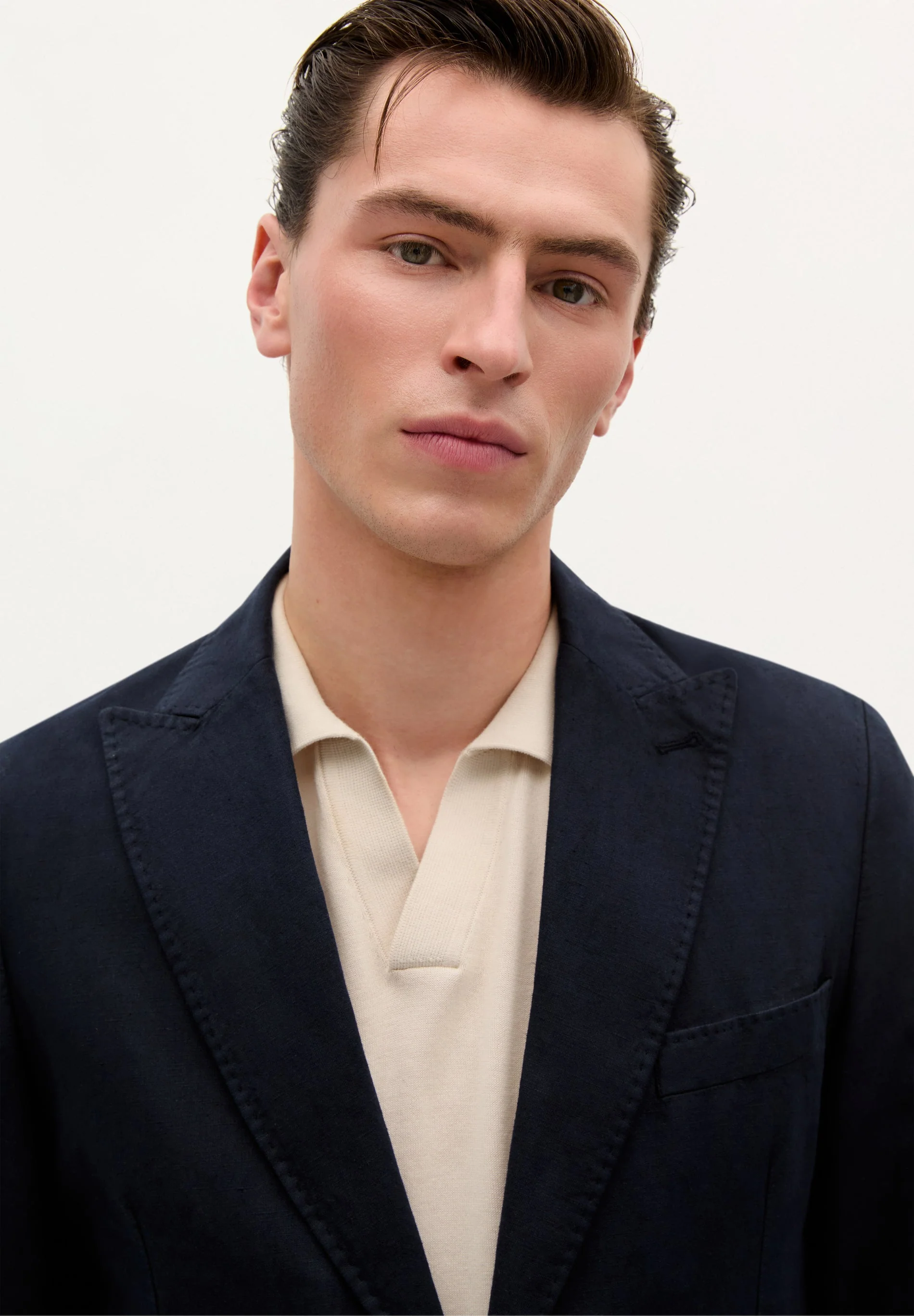 PREMIUM LINEN SUIT - Image 3