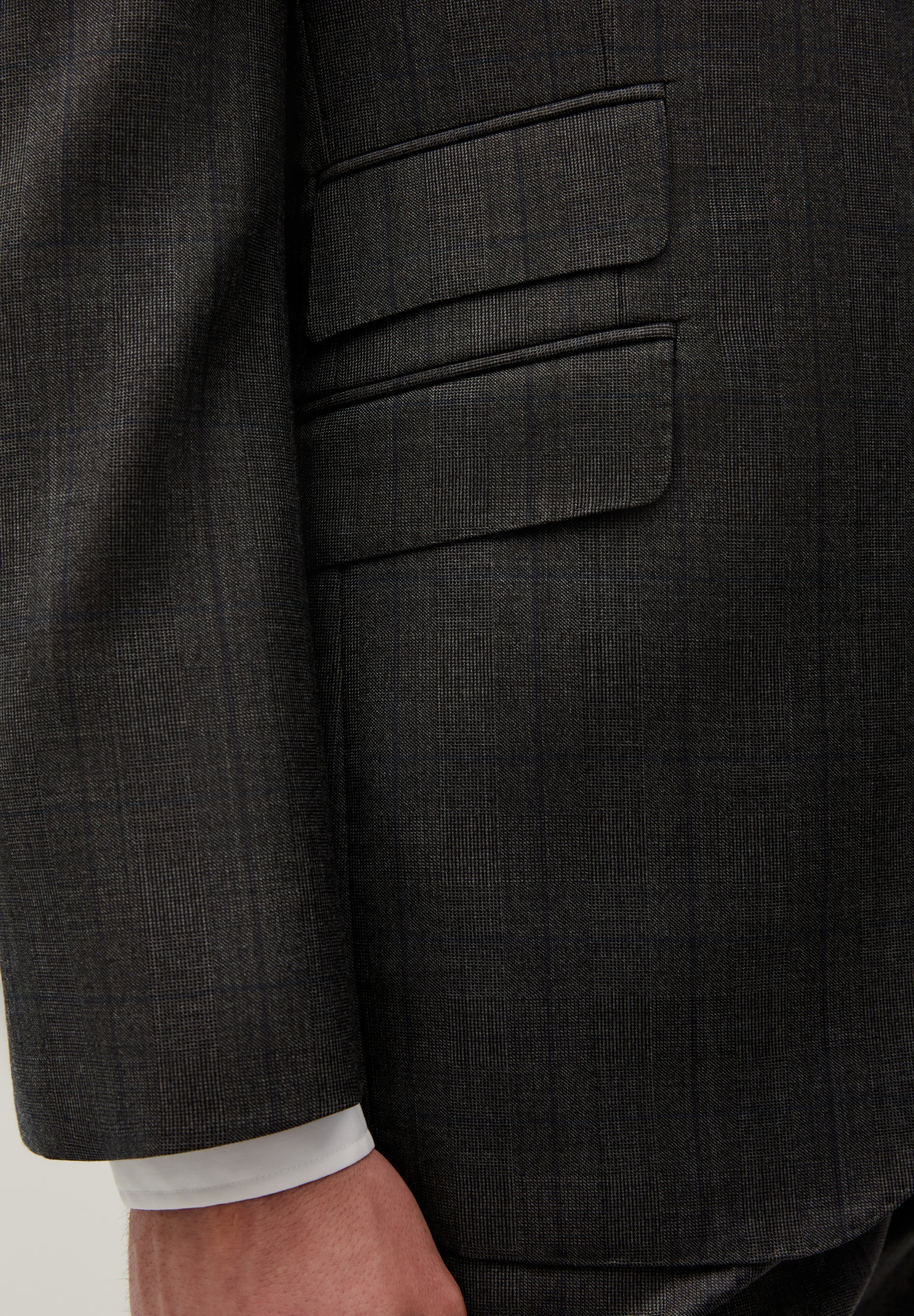SC PREMIUM HUMPHREY SUIT - Image 4