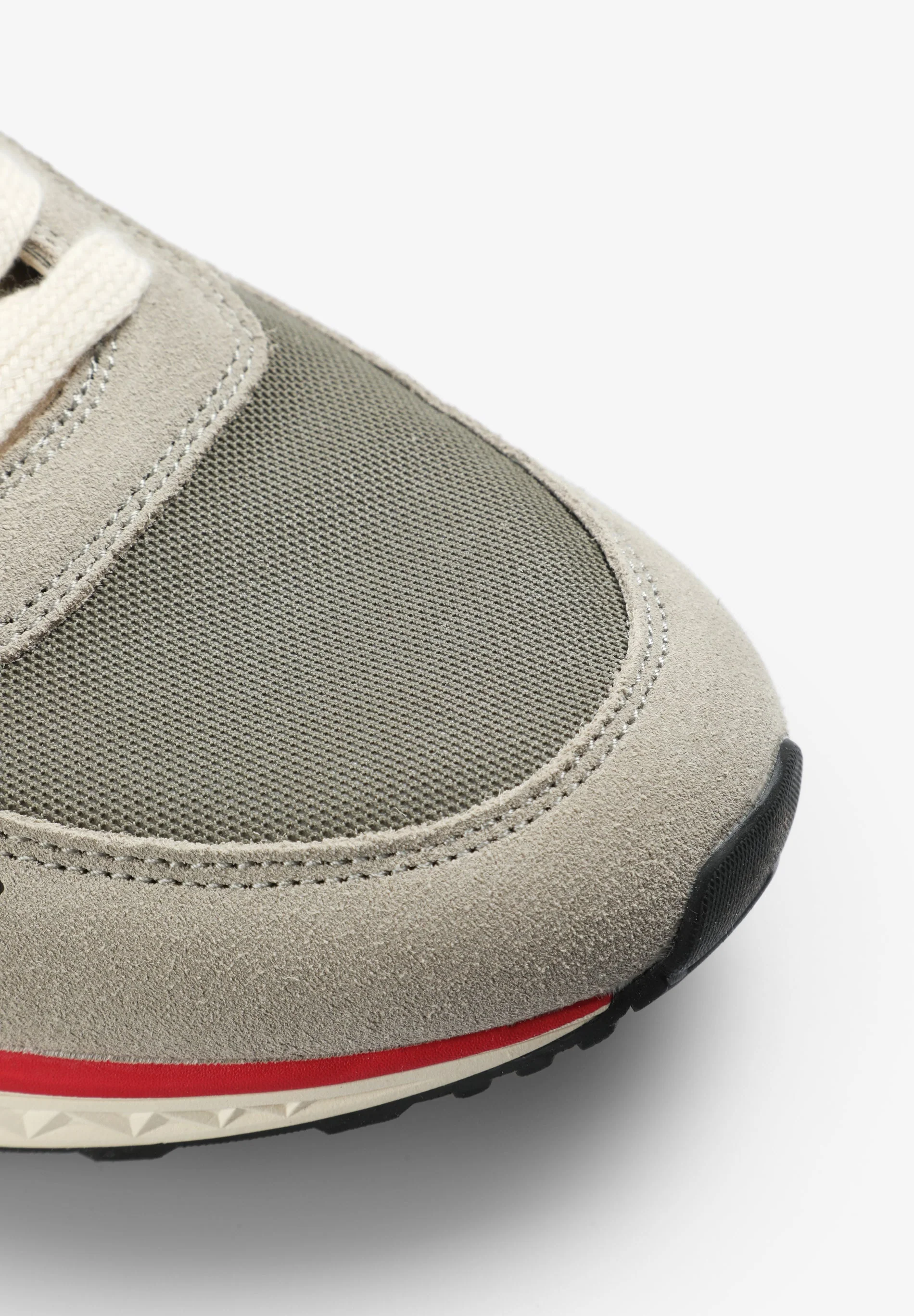 SKULL SNEAKERS WITH CONTRAST DETAIL - Image 5