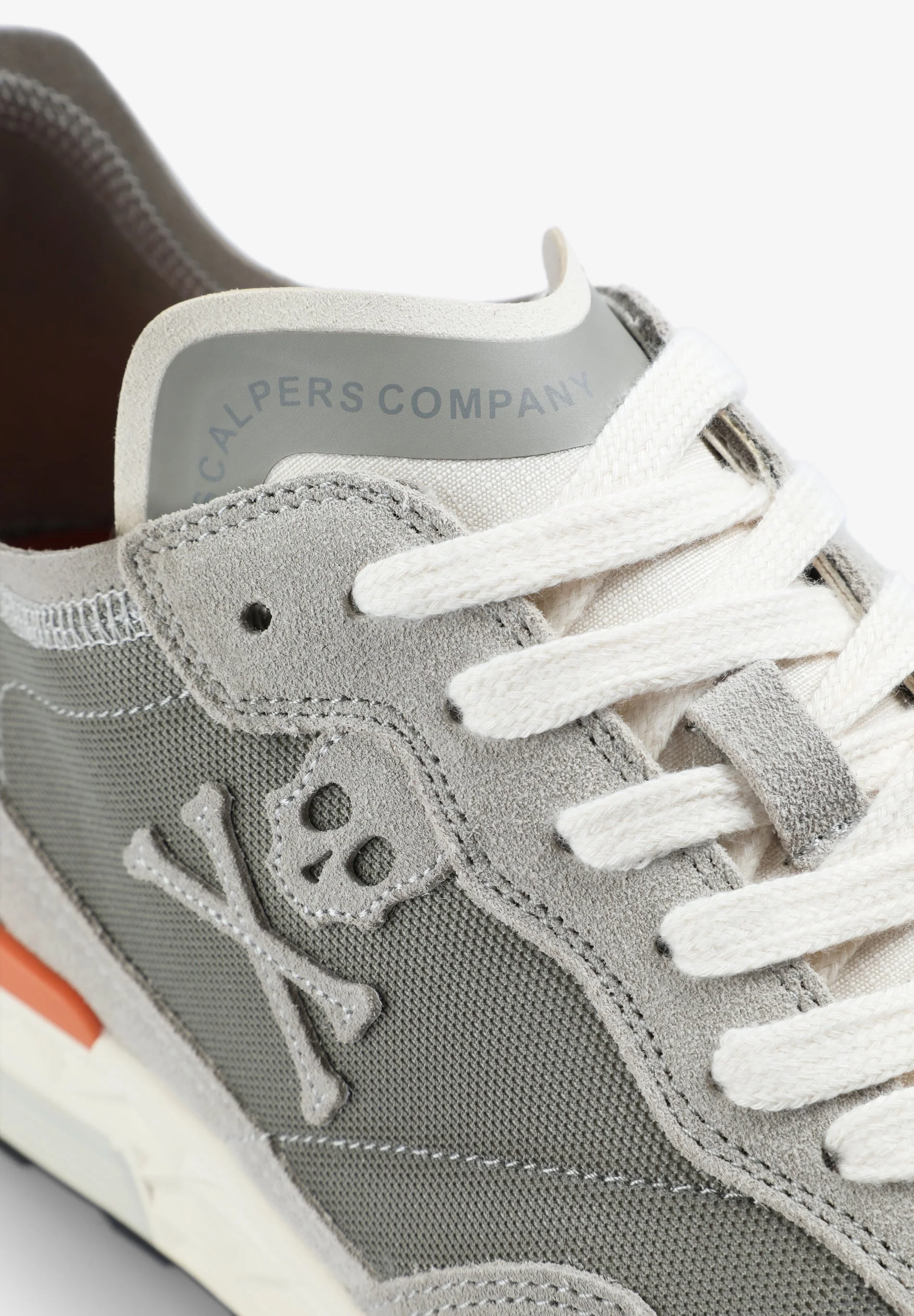 SKULL SNEAKERS WITH CONTRAST DETAIL - Image 7