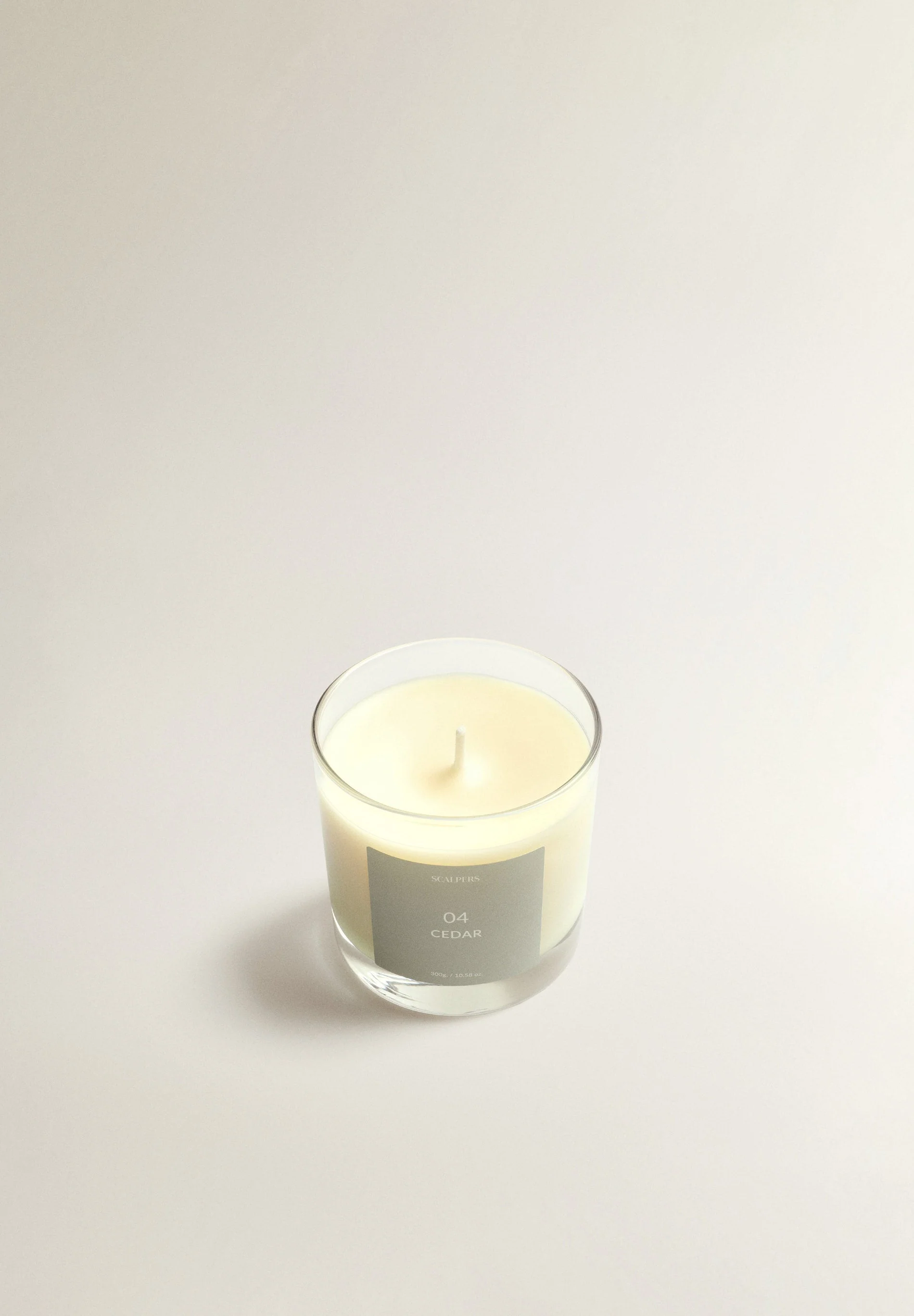 04 CEDAR 300G SCENTED CANDLE - Image 2