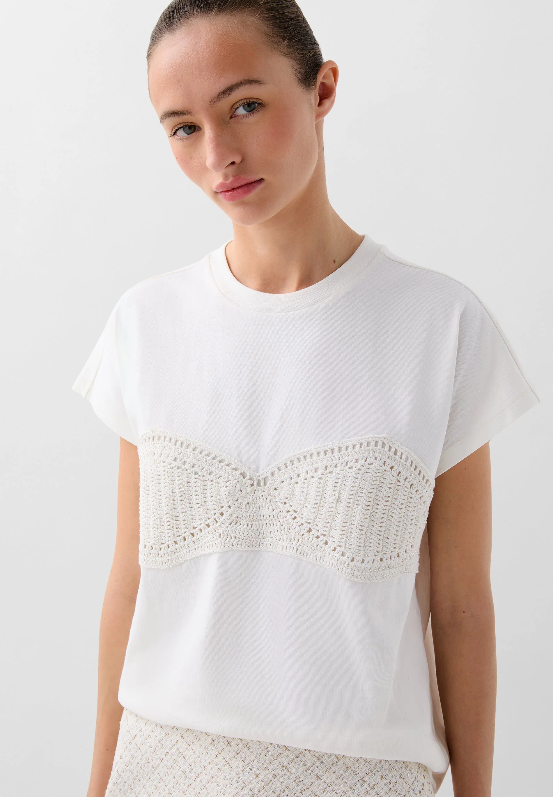 T-SHIRT WITH CROCHET DETAIL - Image 2