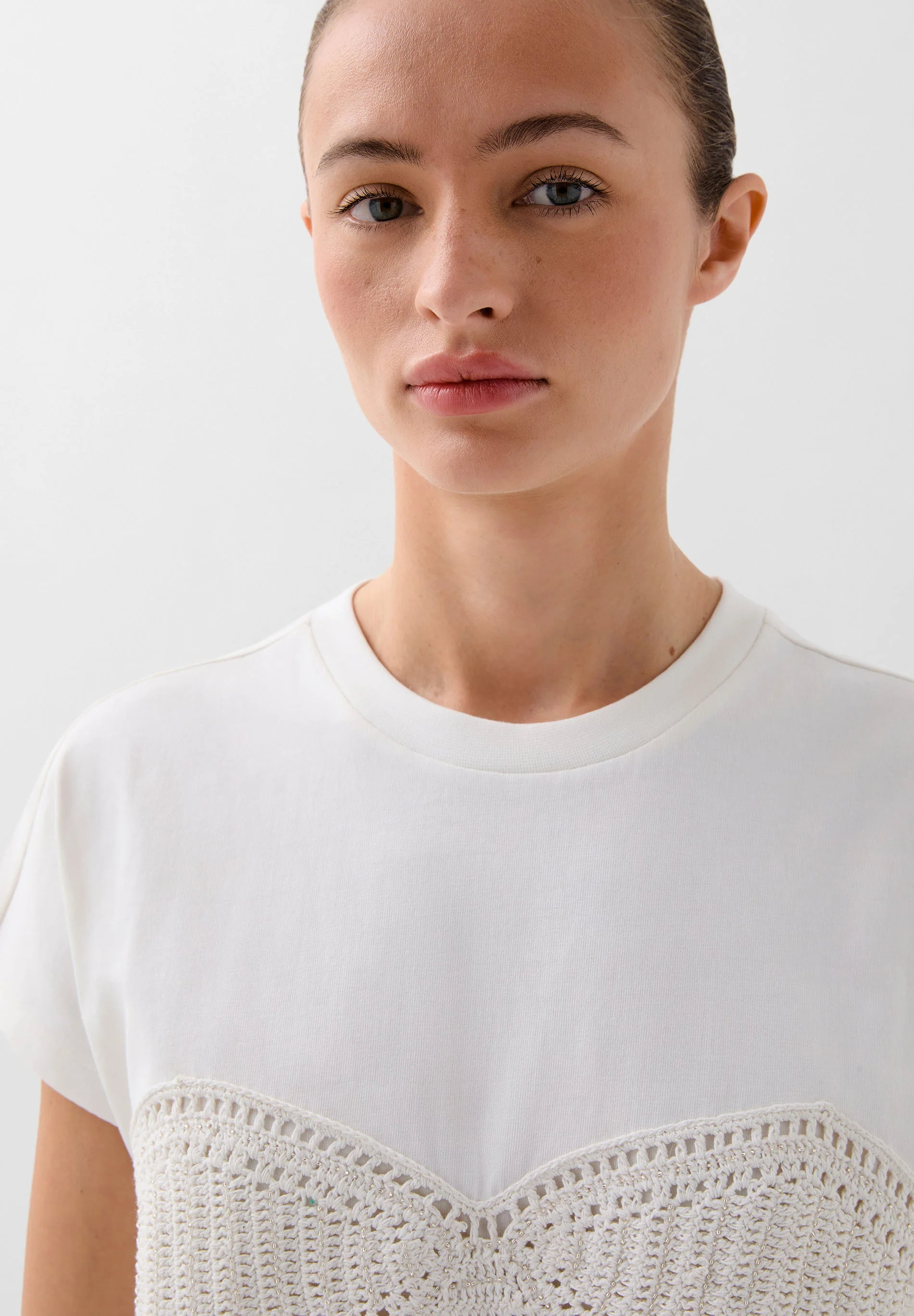 T-SHIRT WITH CROCHET DETAIL - Image 6