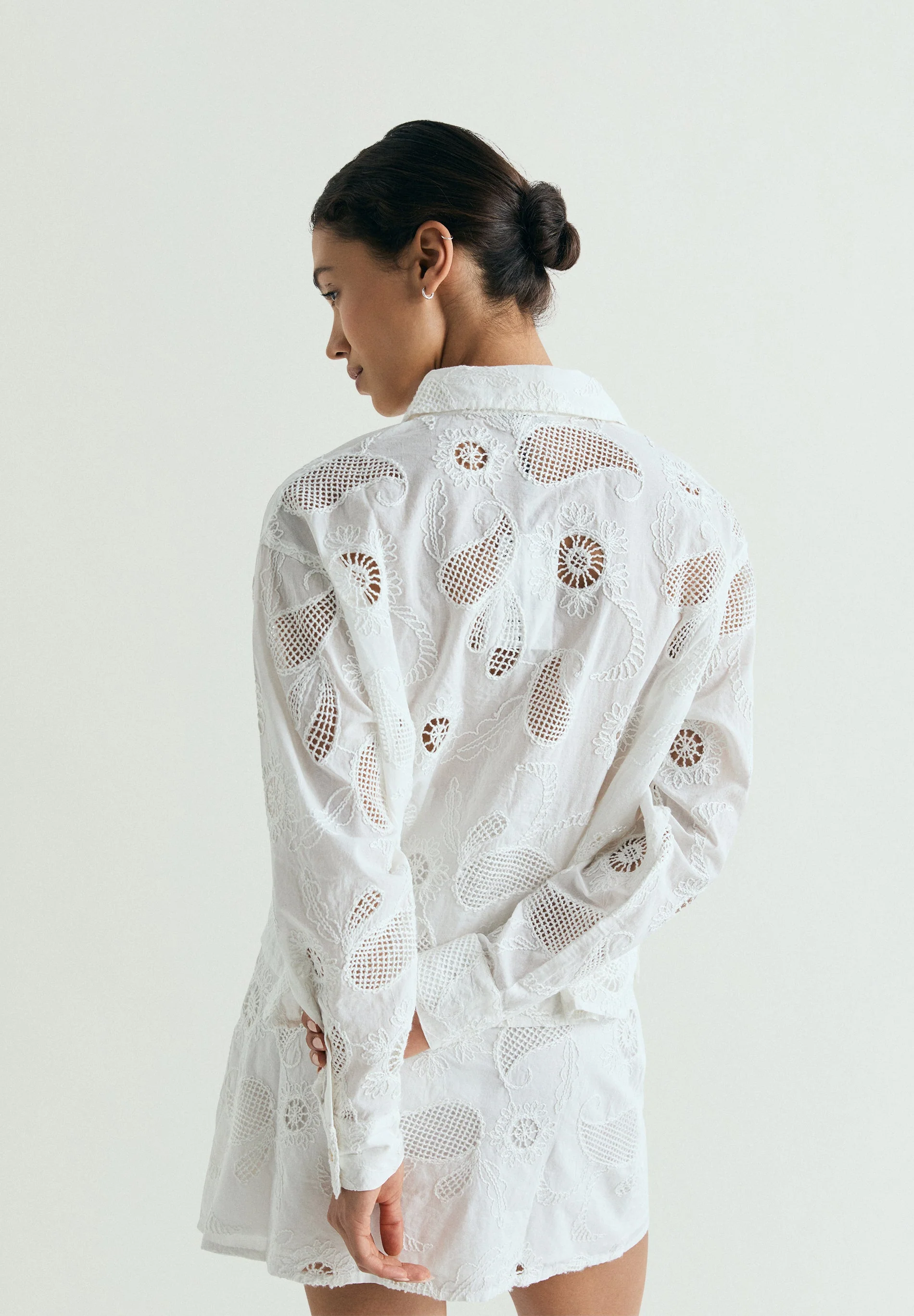 PERFORATED EMBROIDERED SHIRT - Image 4