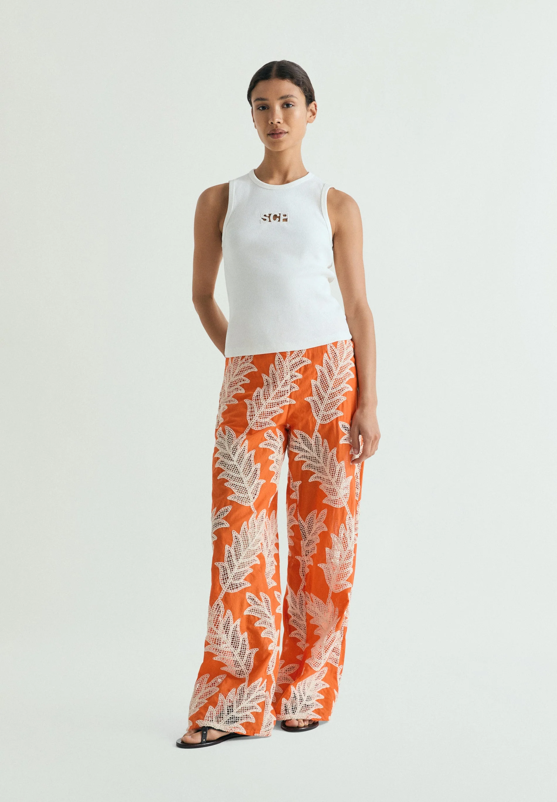 EMBROIDERED FLOWING TROUSERS