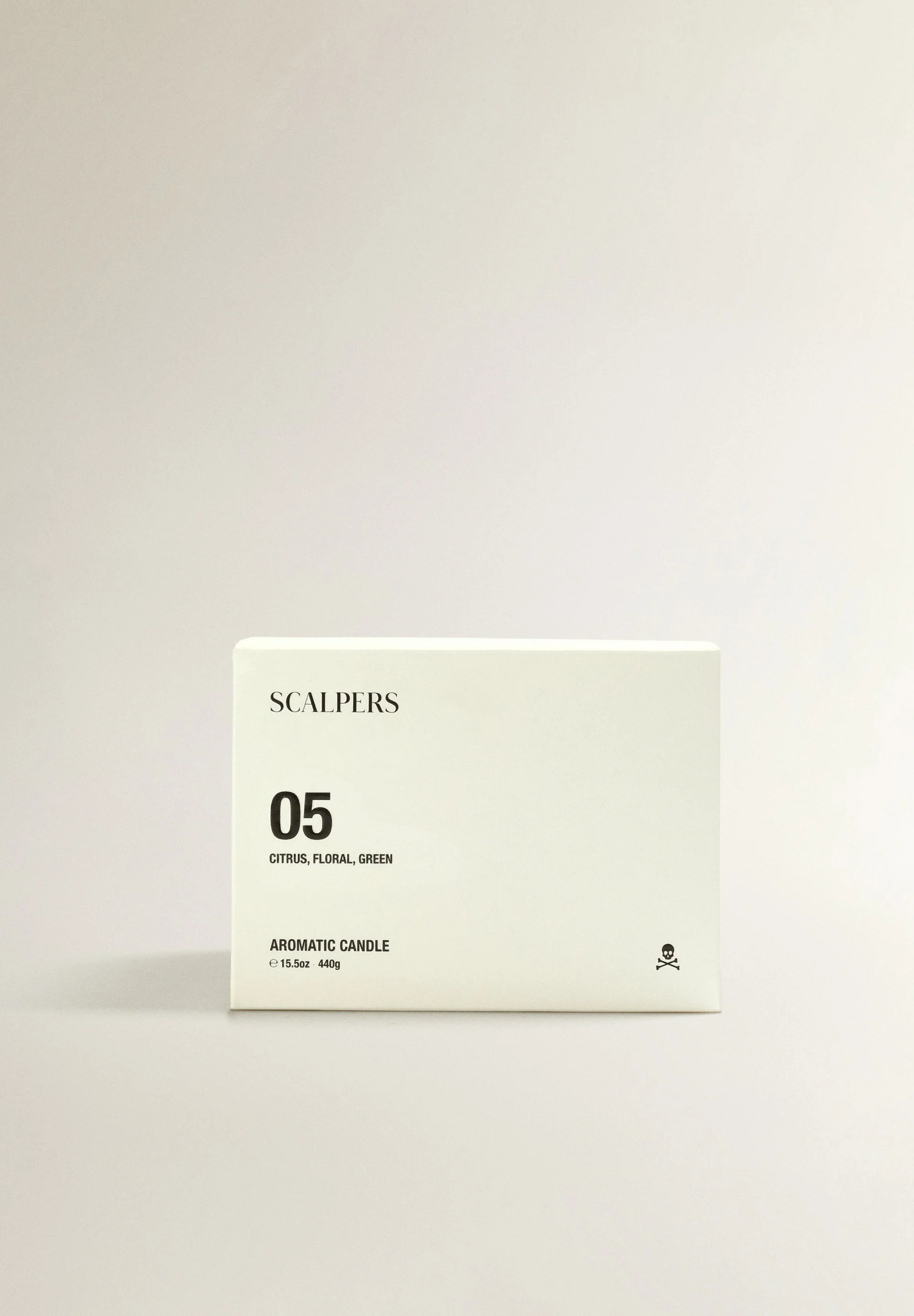 05 CITRUS, FLORAL, GREEN 440G SCENTED CANDLE - Image 3