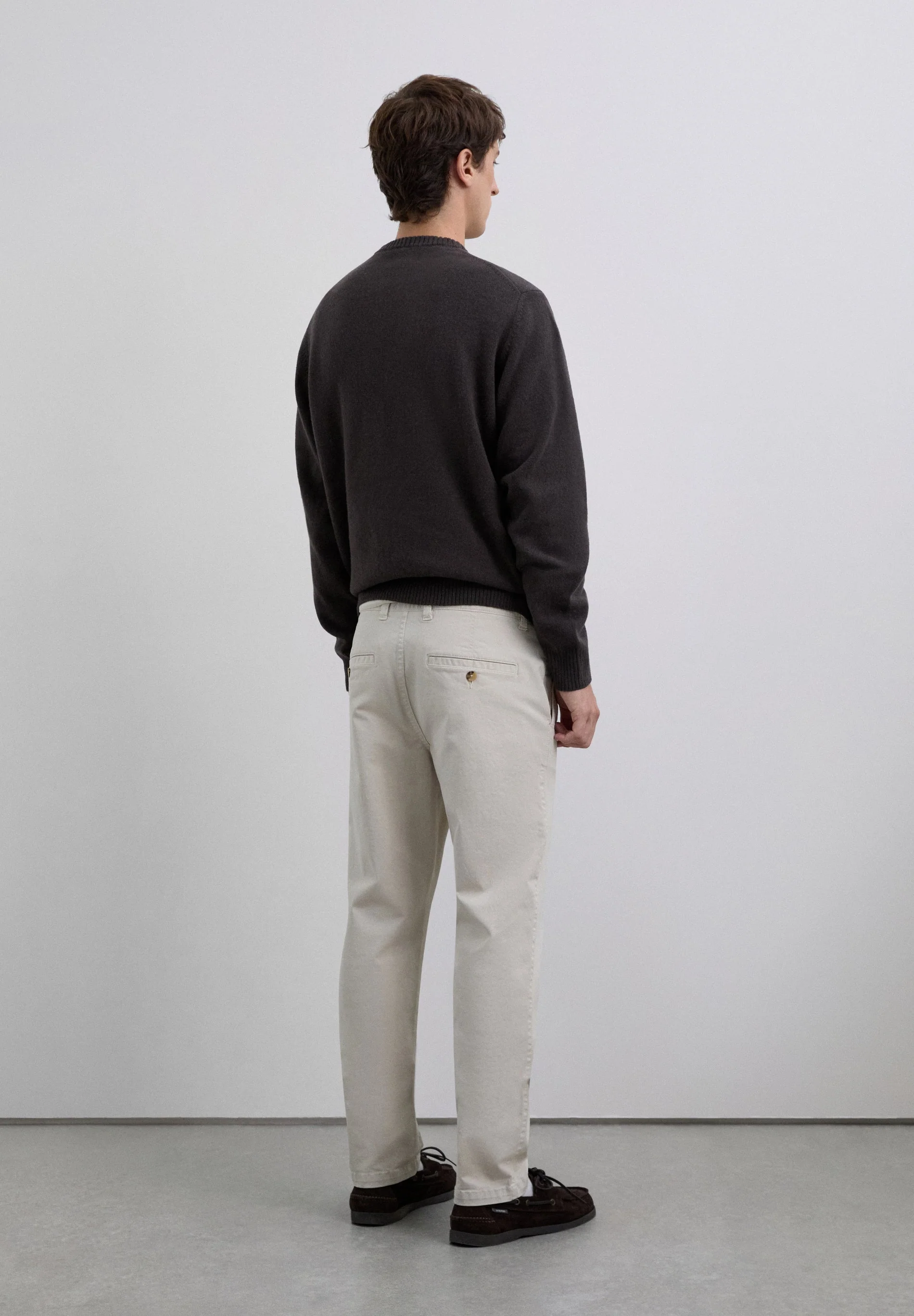 CASUAL CHINO TROUSERS - Image 4