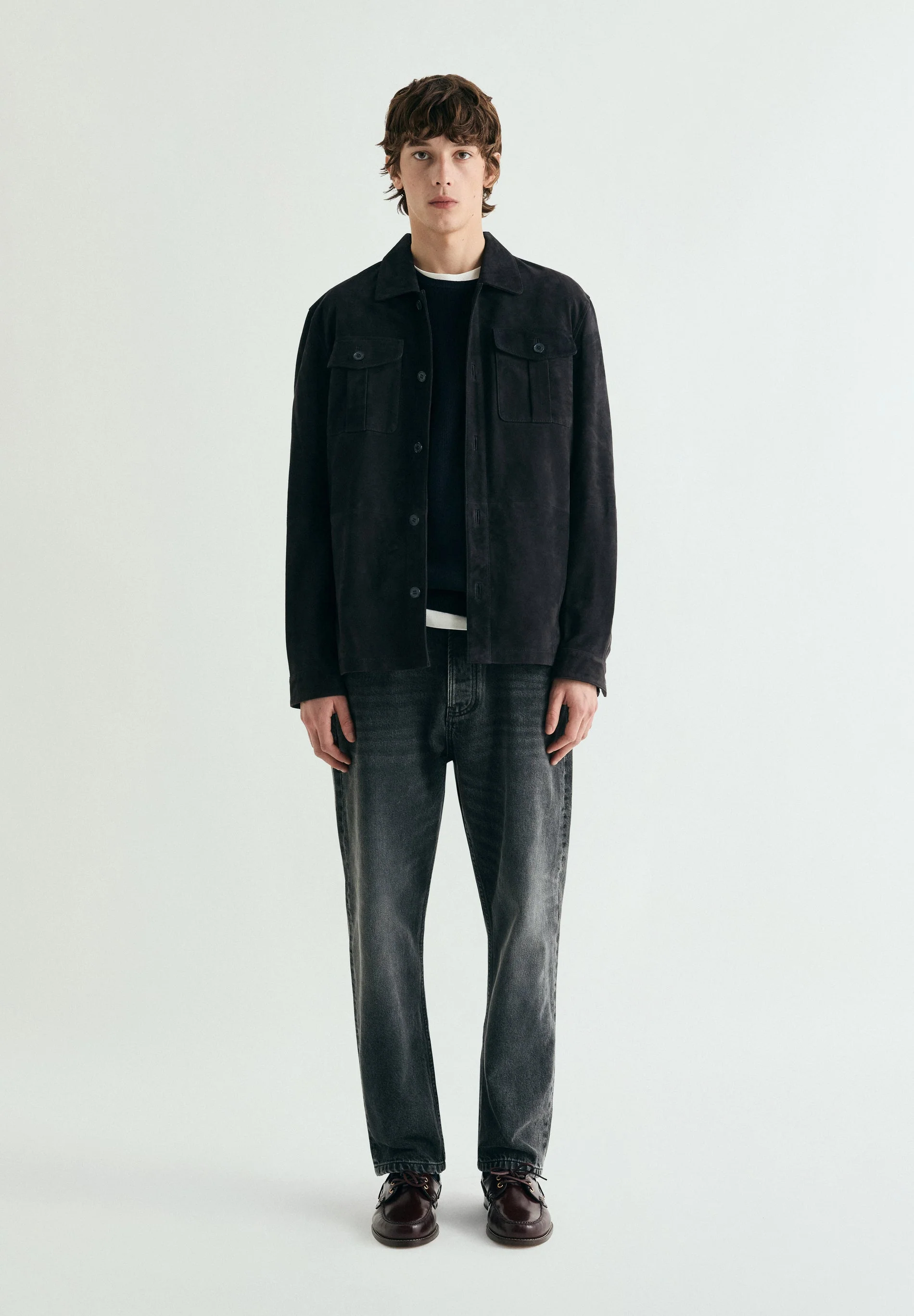 CROPPED FIT JEANS