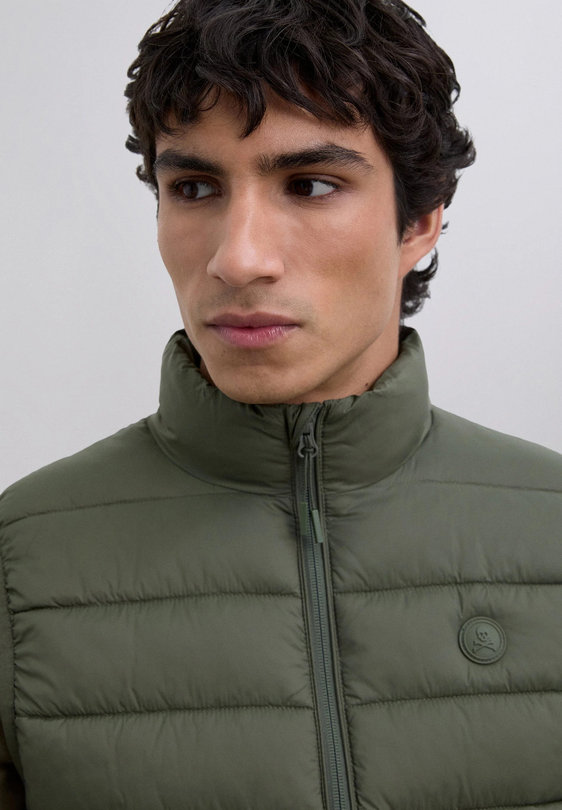 LIGHT PUFFER VEST - Image 3
