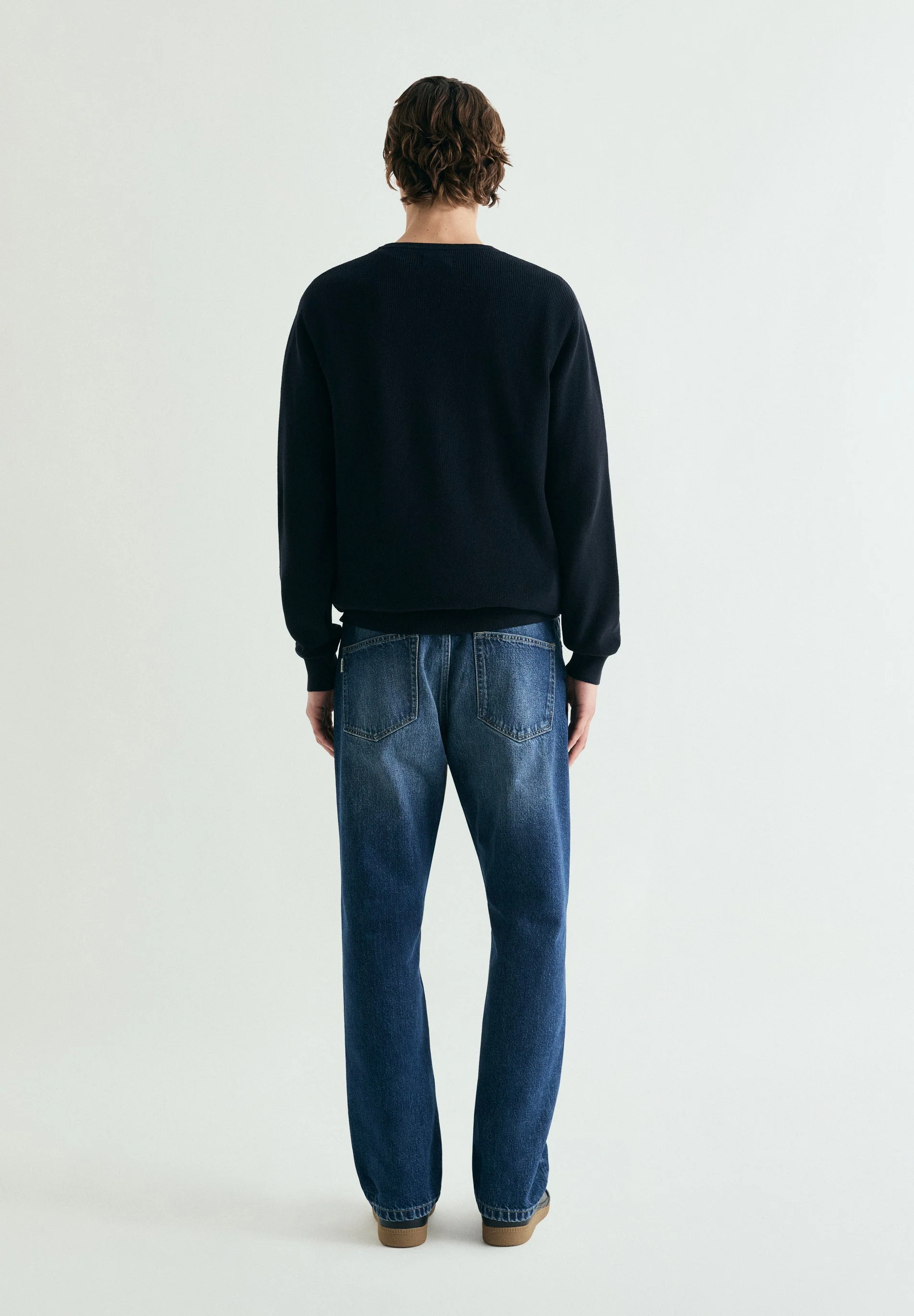 REGULAR FIT JEANS - Image 4