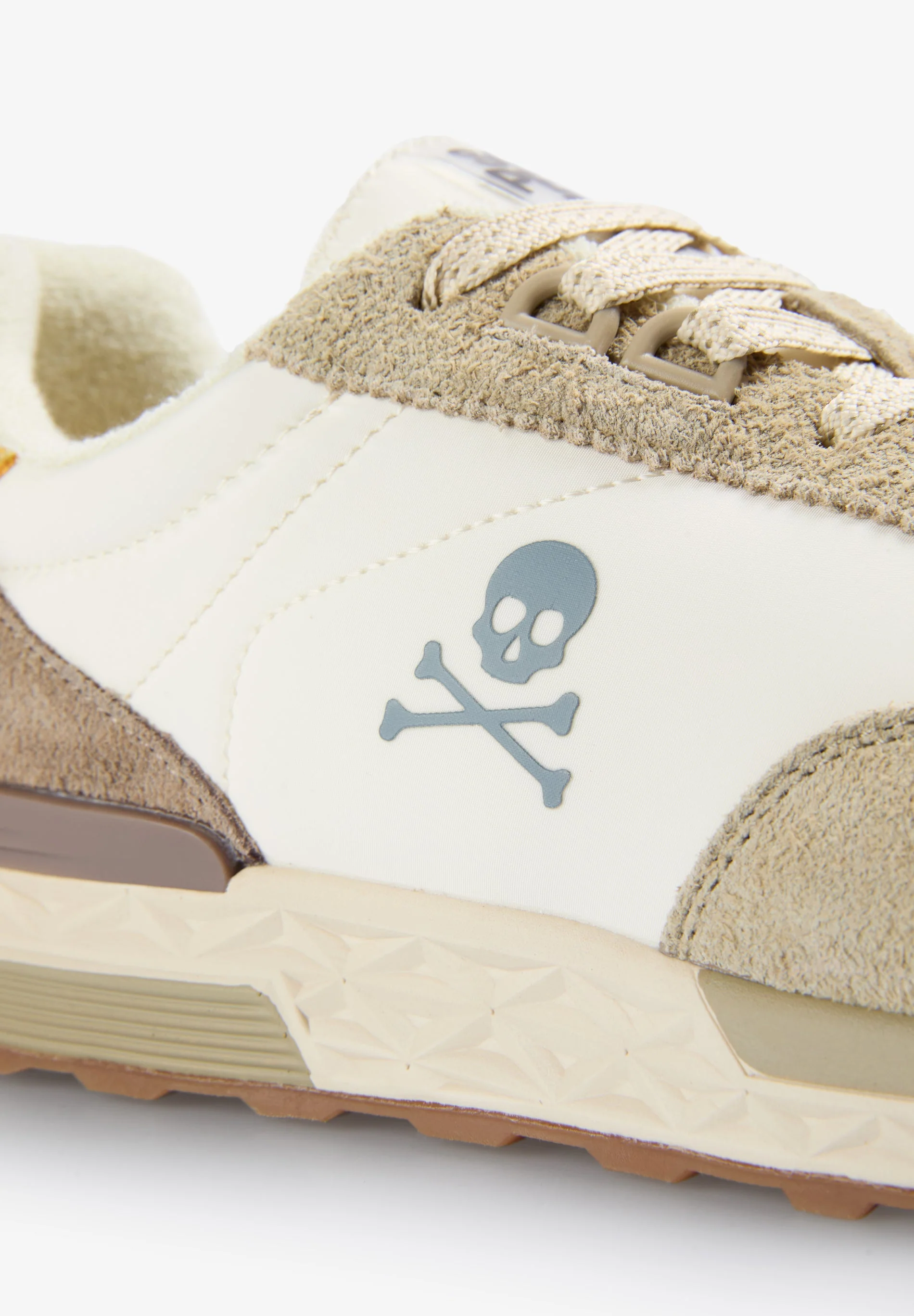 SNEAKERS WITH SIDE SKULL - Image 6