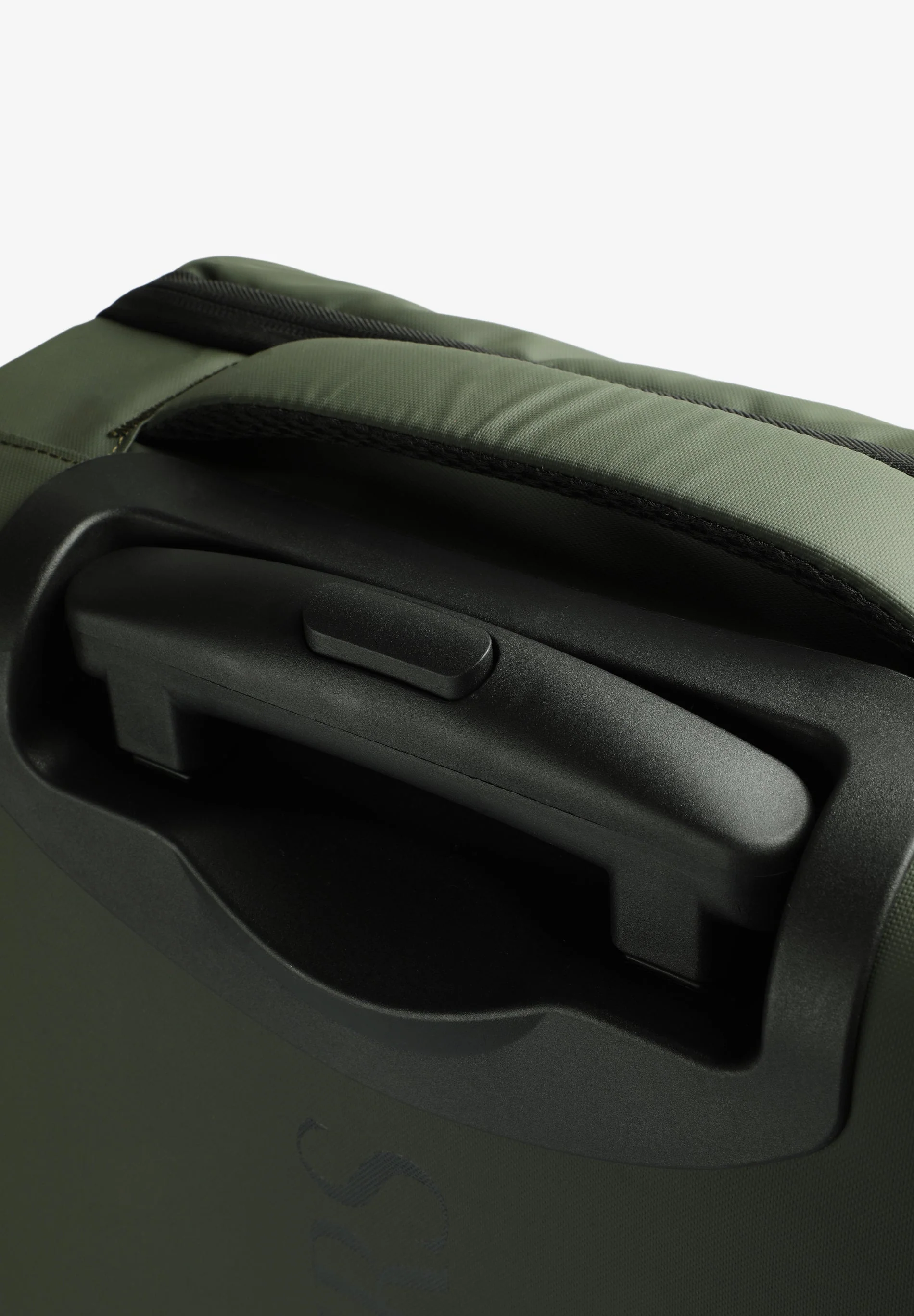 SKULL CABIN BAG - Image 10