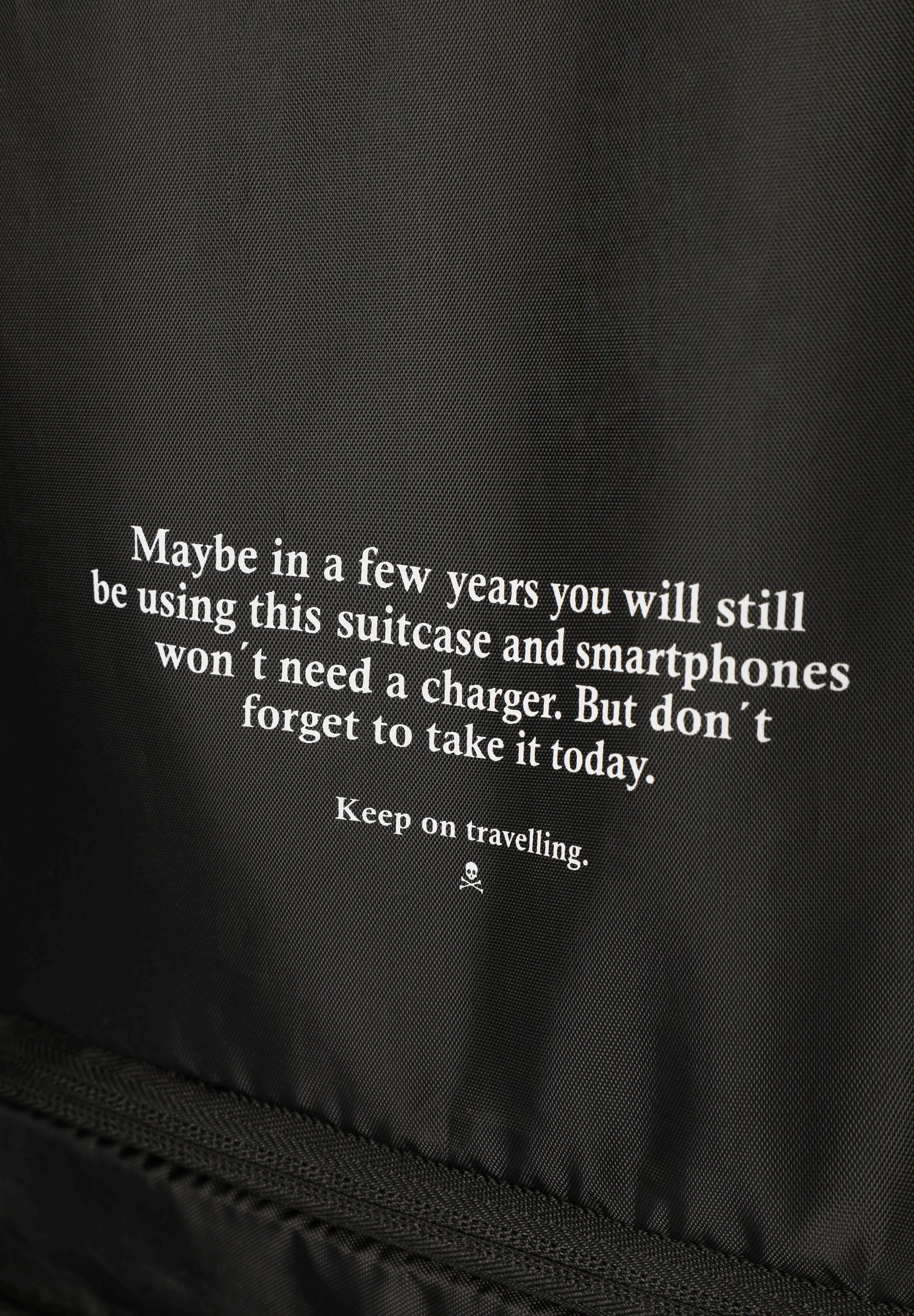 SKULL CABIN BAG - Image 11