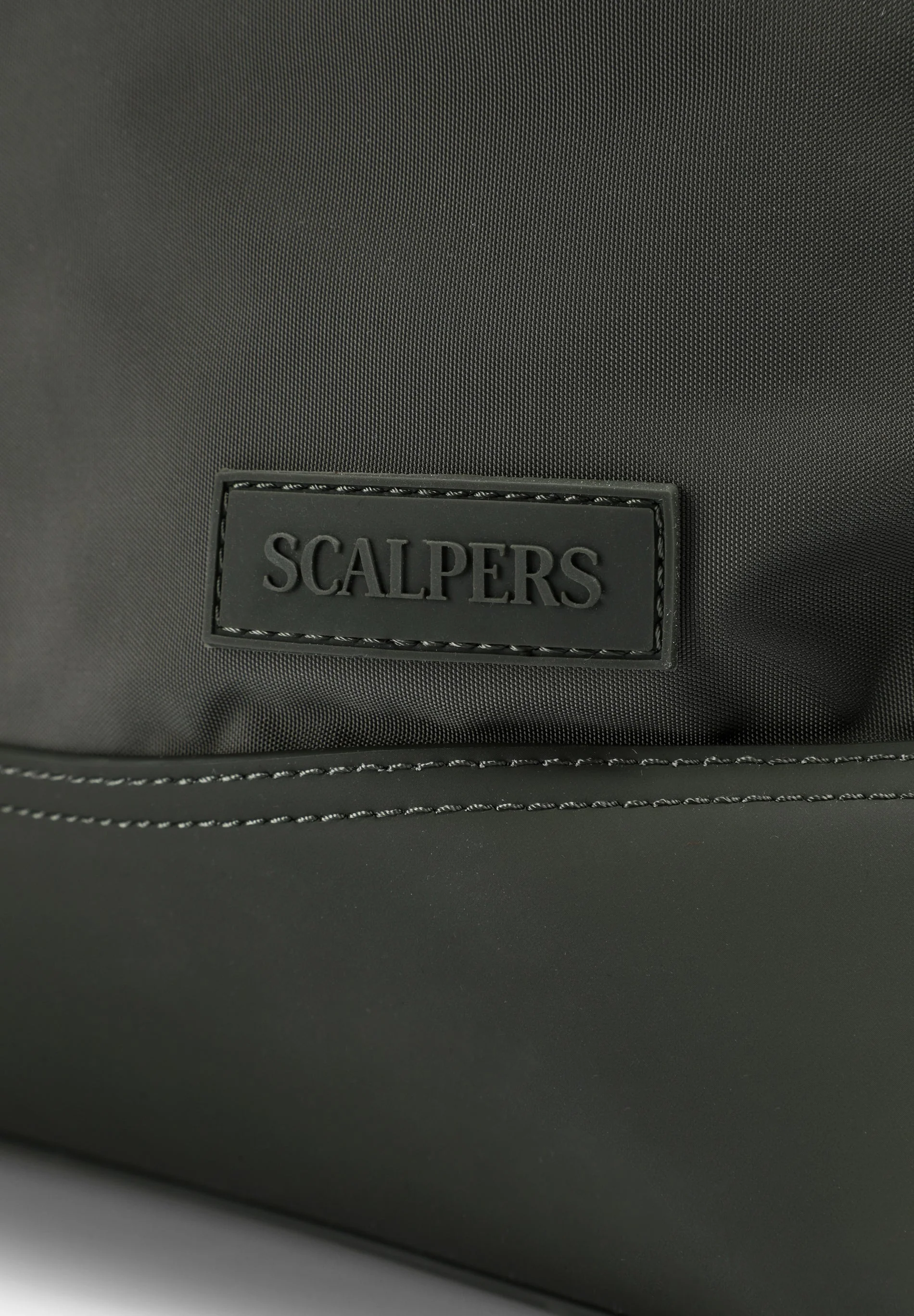 ADJUSTABLE TRAVEL SHOULDER BAG - Image 6