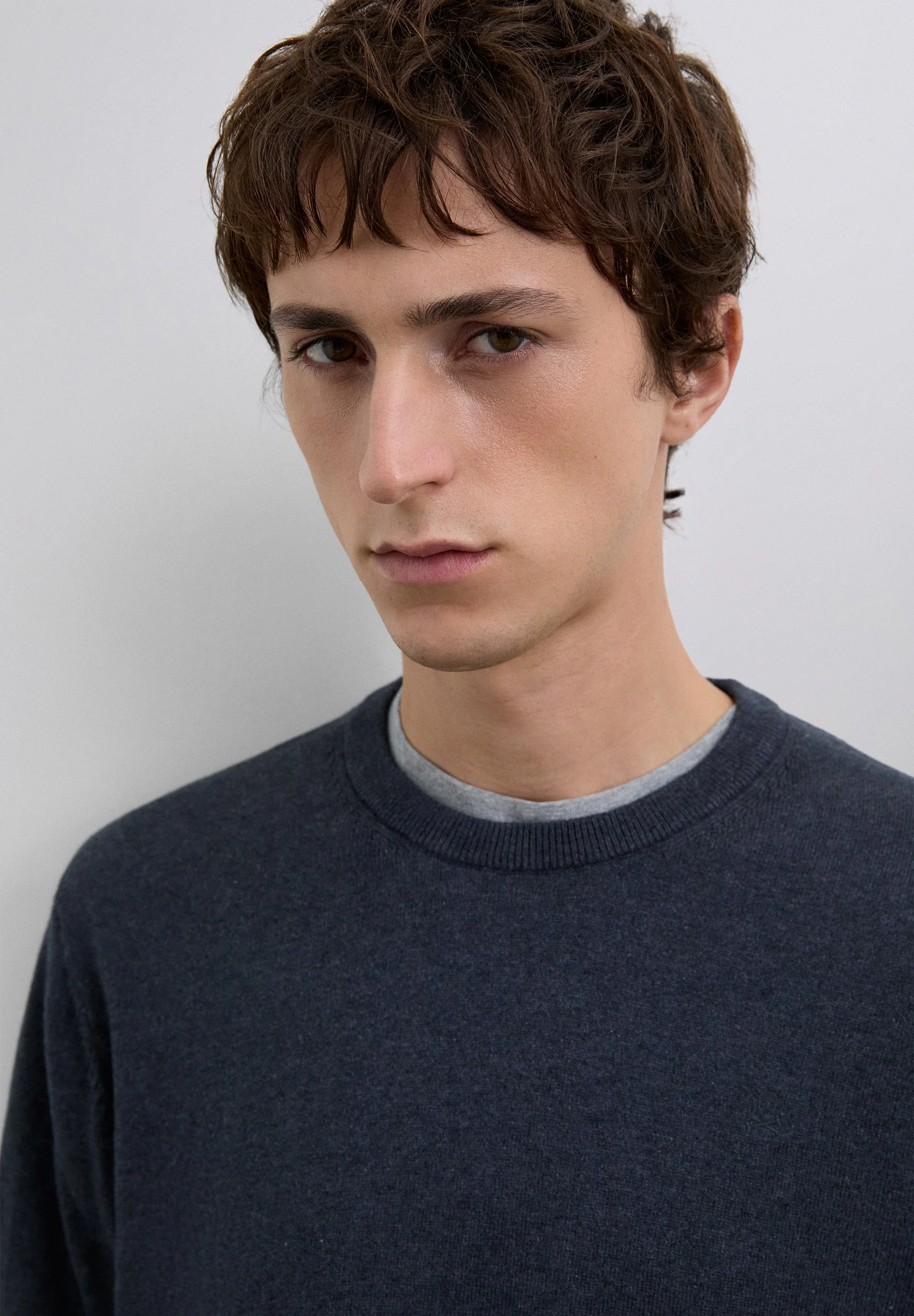 SWEATER WITH EMBROIDERED SKULL - Image 2
