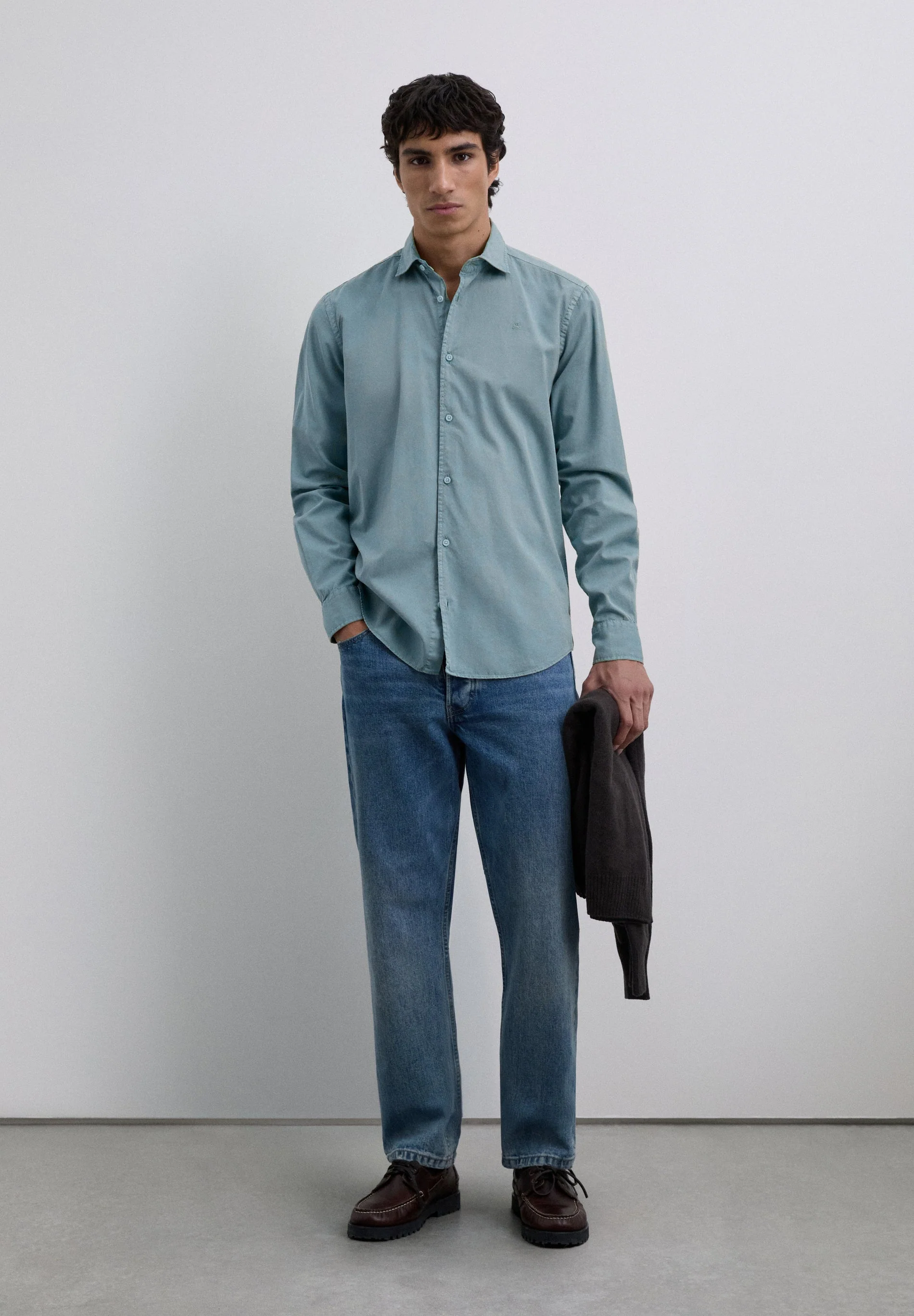 REGULAR FIT EMBROIDERED SHIRT - Image 2