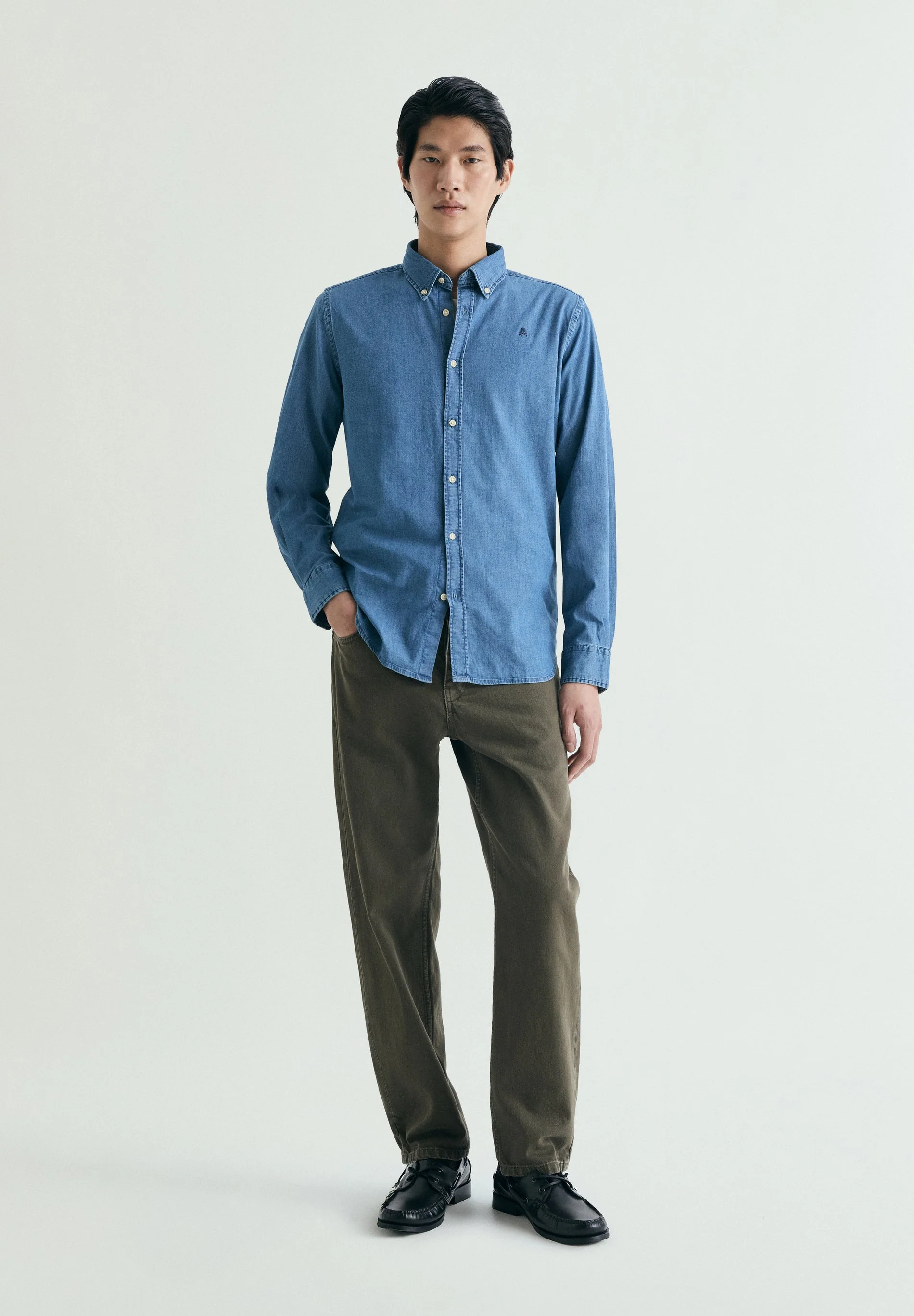 DENIM SHIRT WITH CONTRAST EMBROIDERY - Image 2