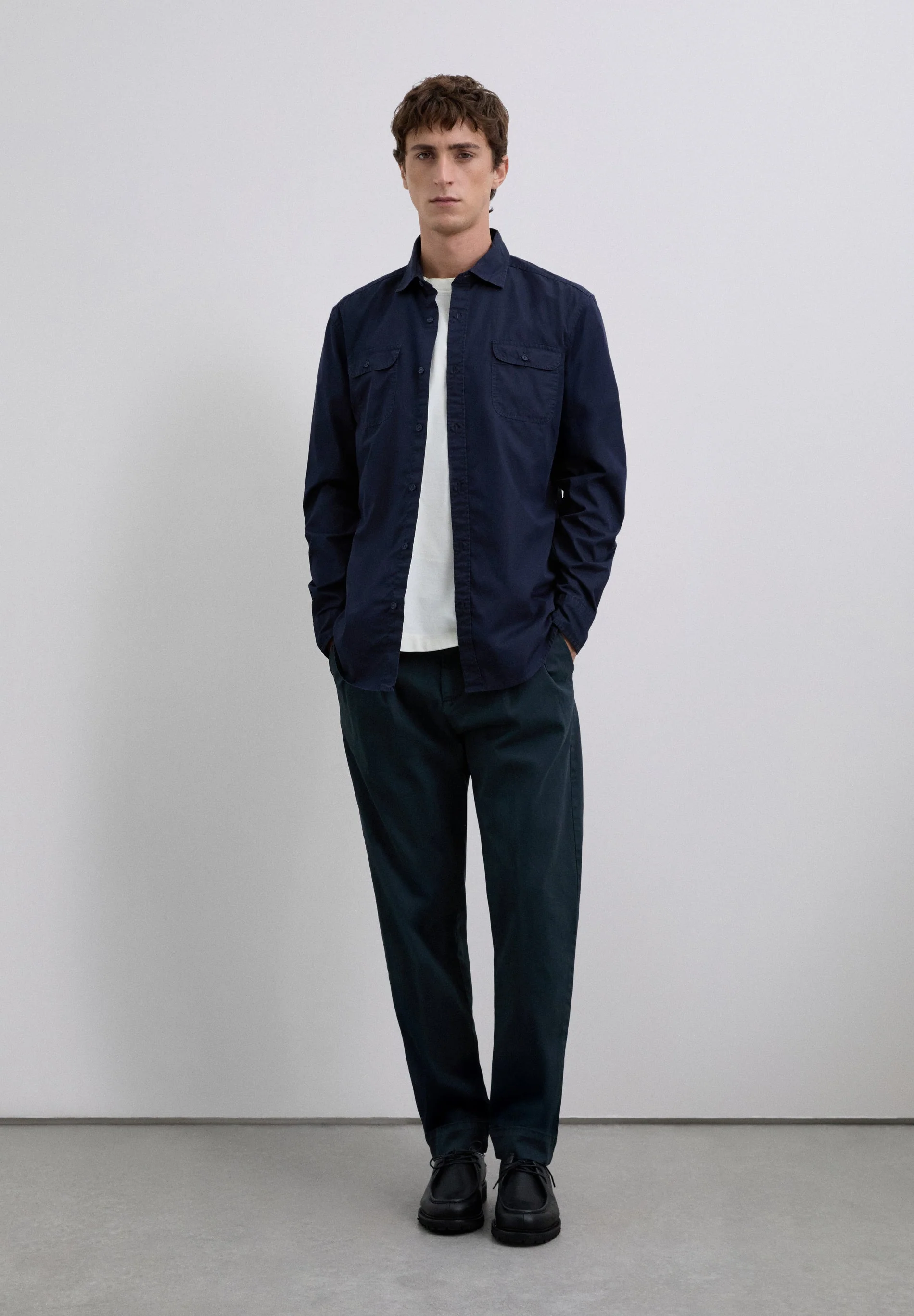 SHIRT WITH POCKETS