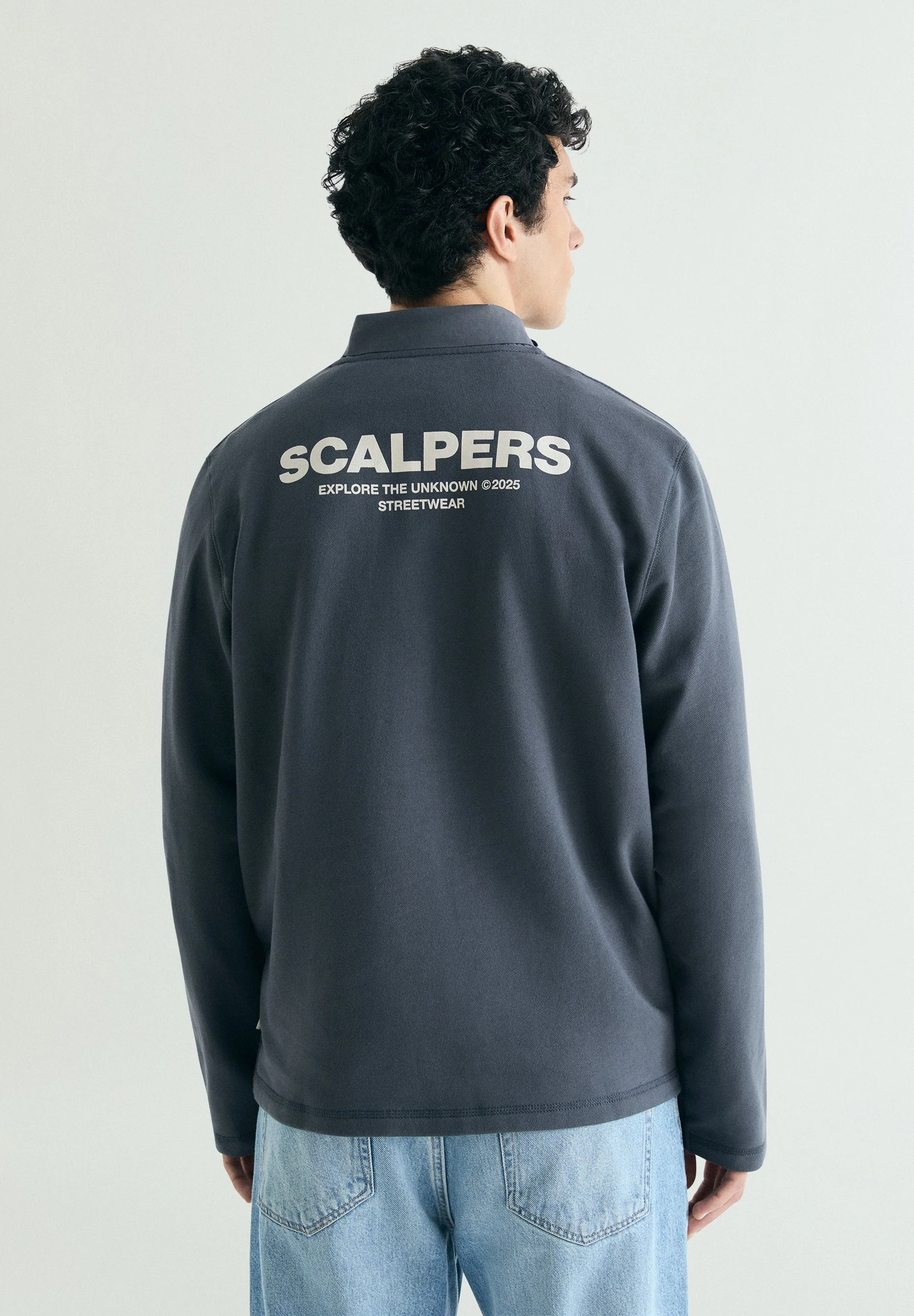 HALF ZIP SWEATSHIRT WITH POCKET - Image 2