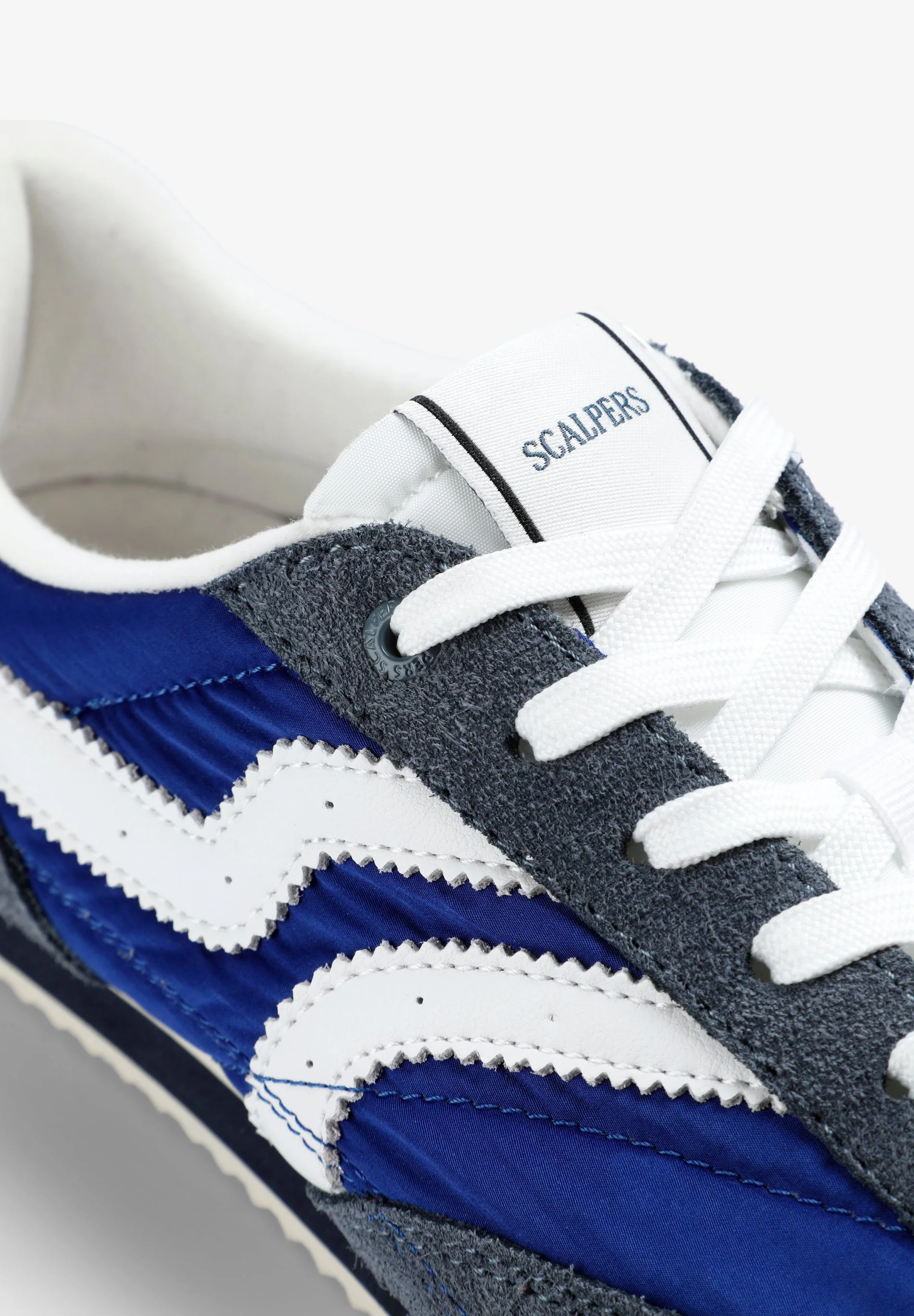 RETRO SNEAKERS - Image 7