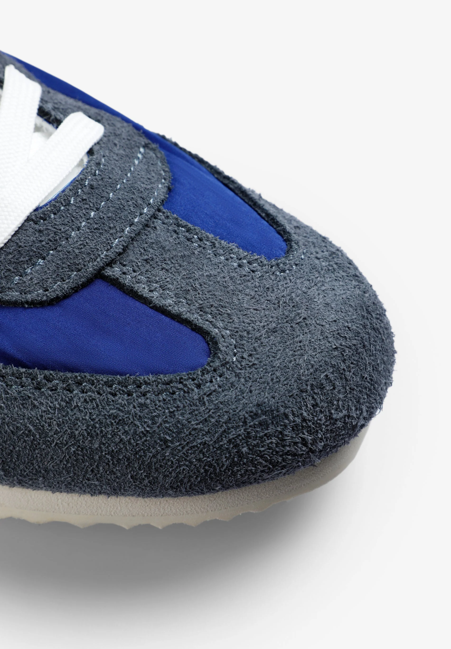 RETRO SNEAKERS - Image 8