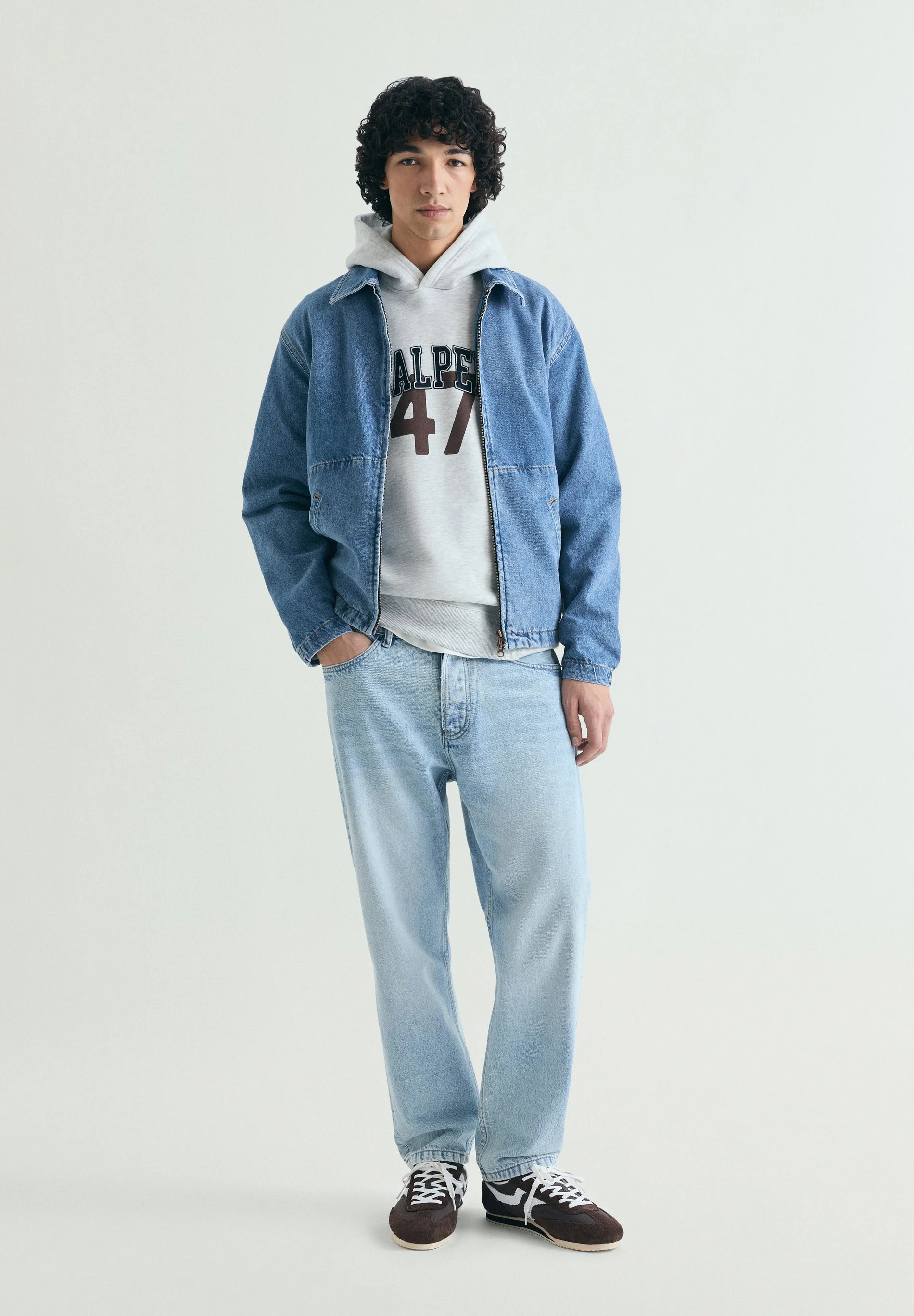 VARISTY HOODIE - Image 2