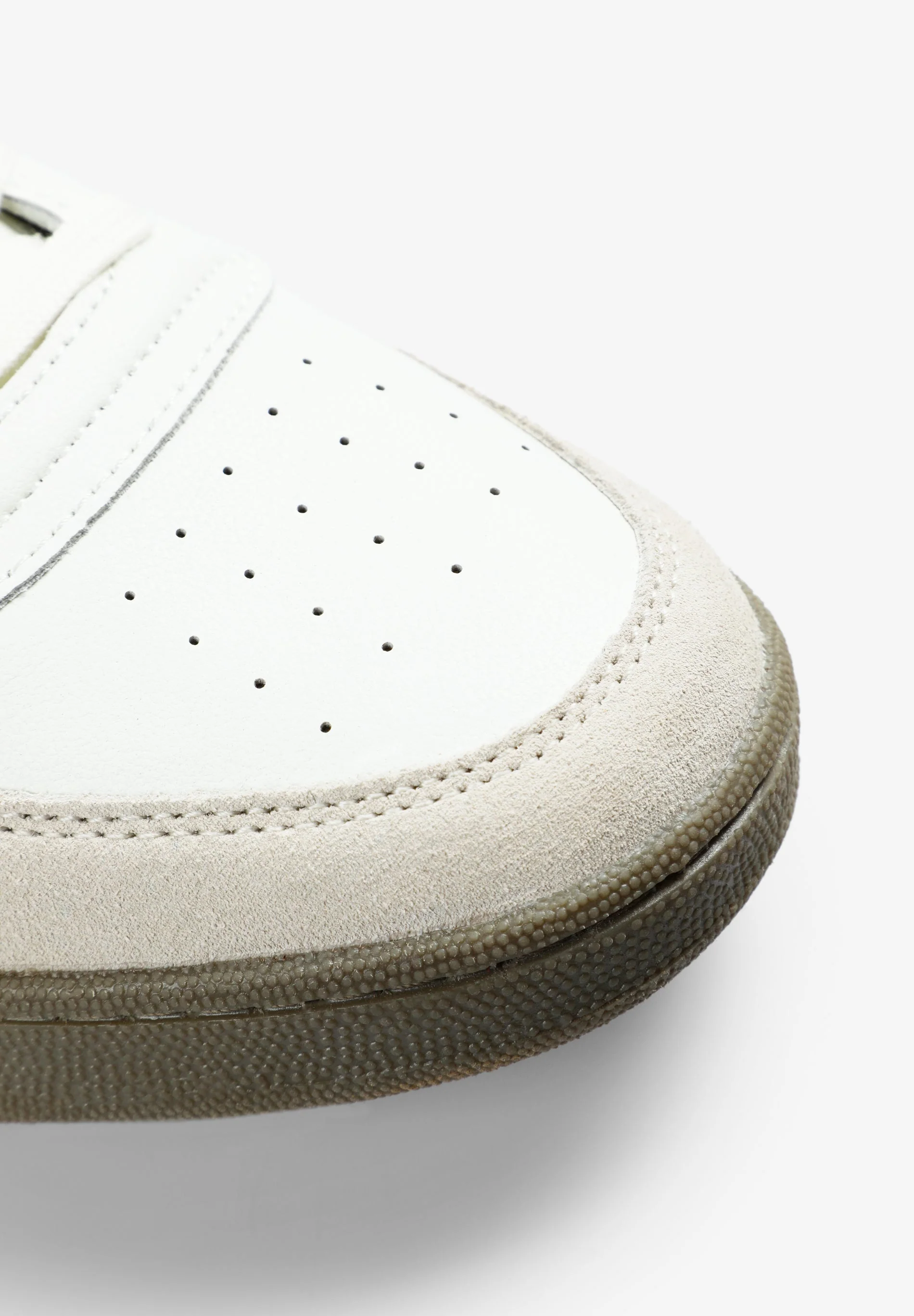 LEATHER SKULL SNEAKERS - Image 7