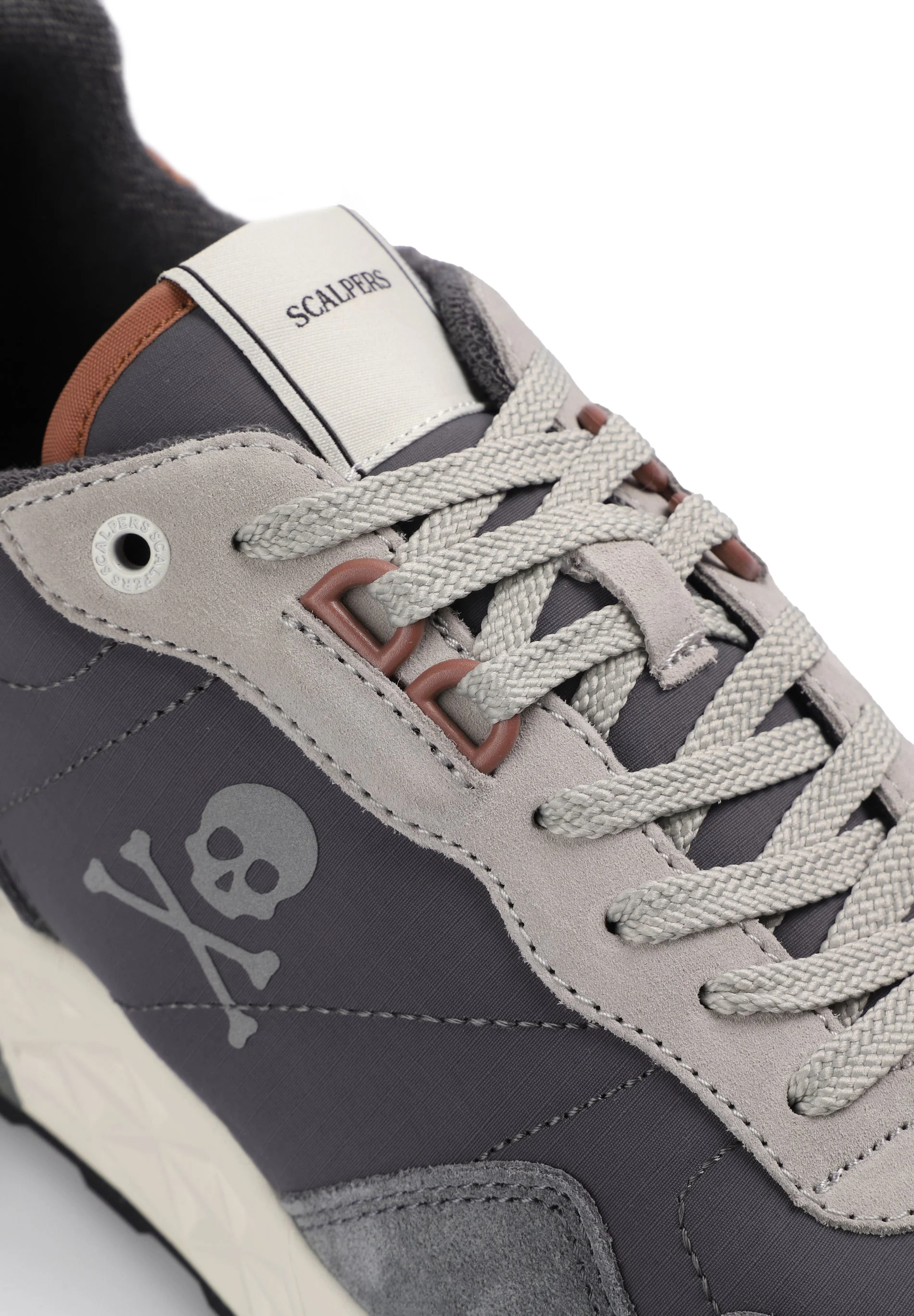 SUEDE SNEAKERS WITH SKULL - Image 6