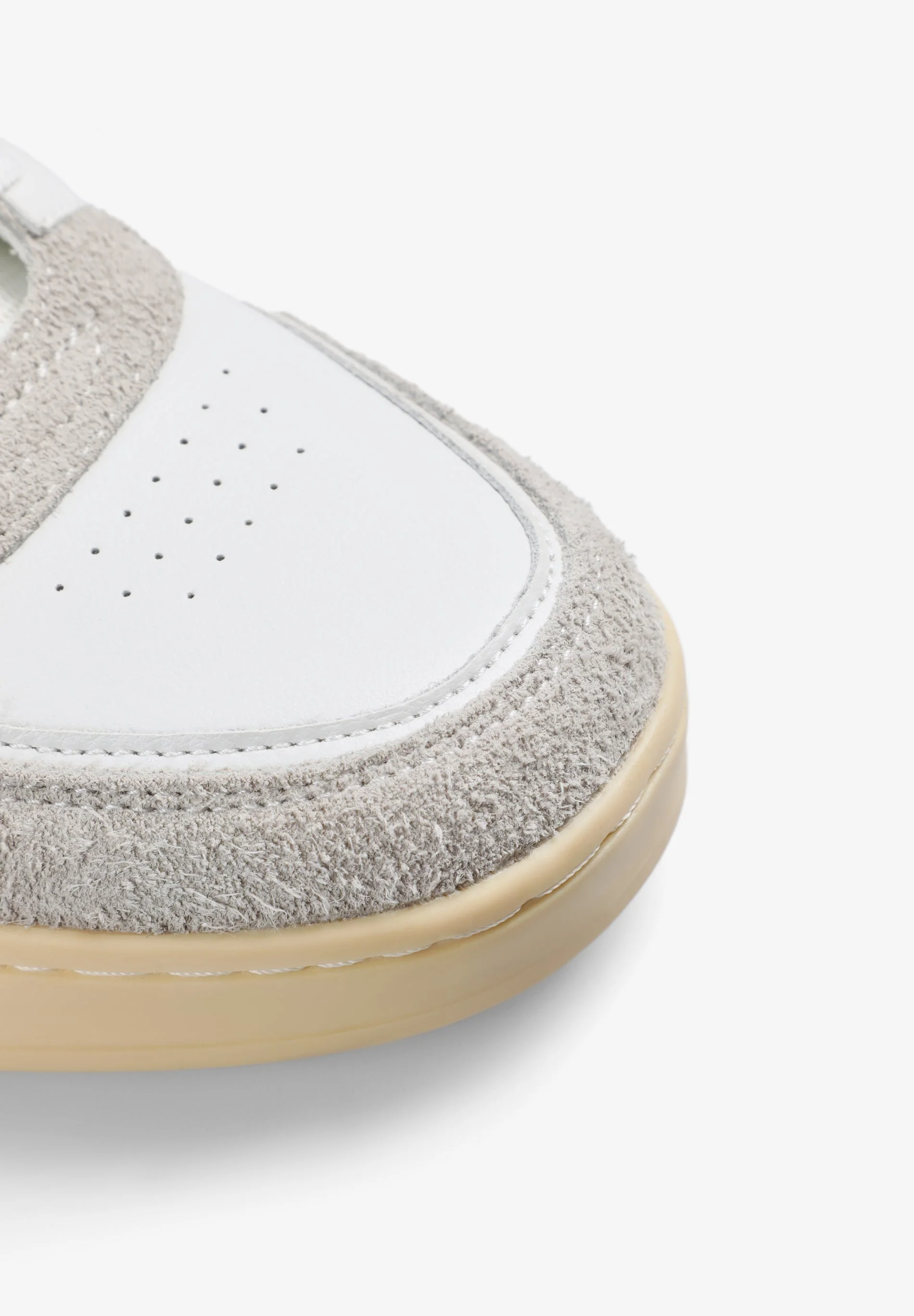 LEATHER SKULL SNEAKERS - Image 7