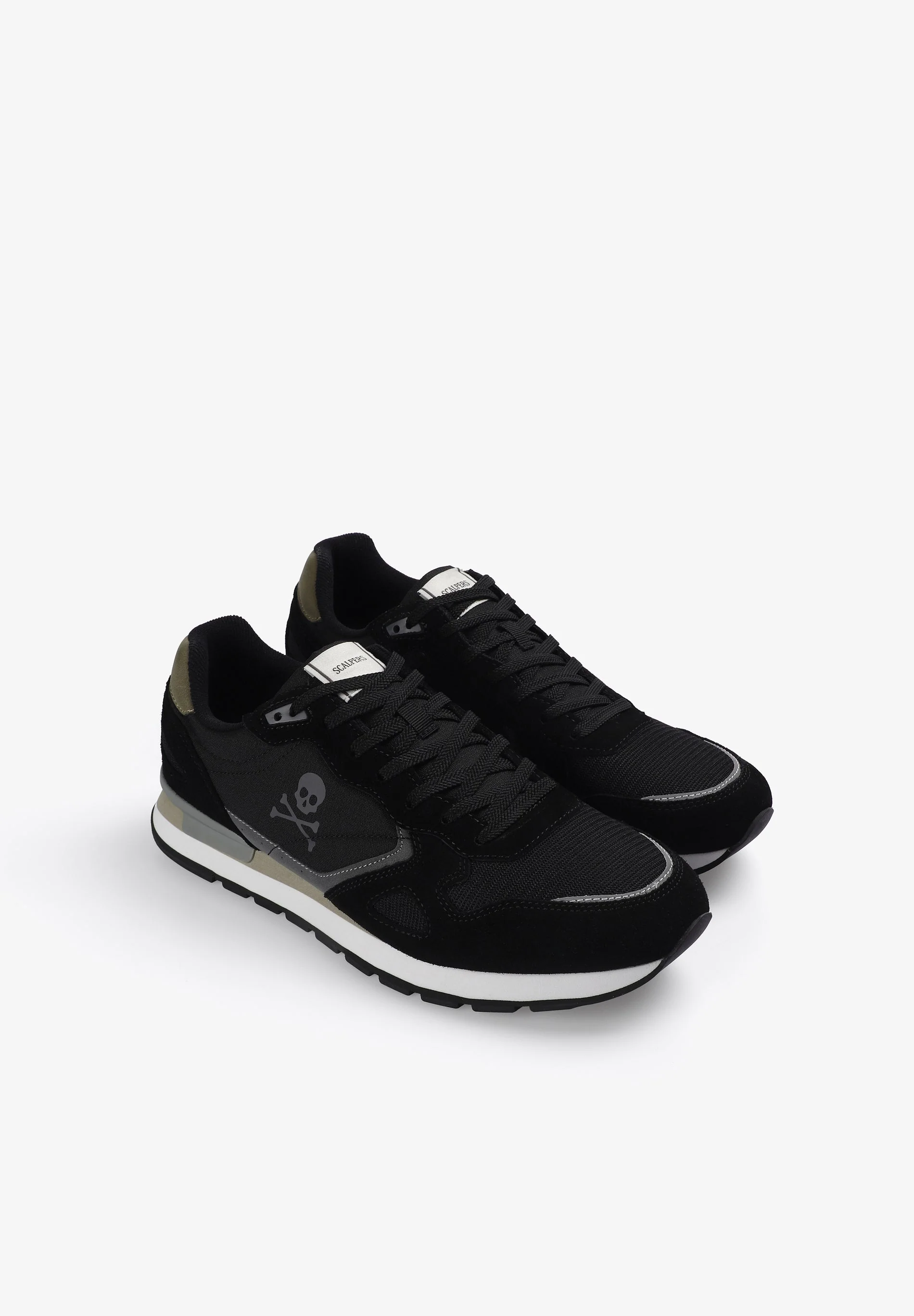 LEATHER SKULL SNEAKERS - Image 2