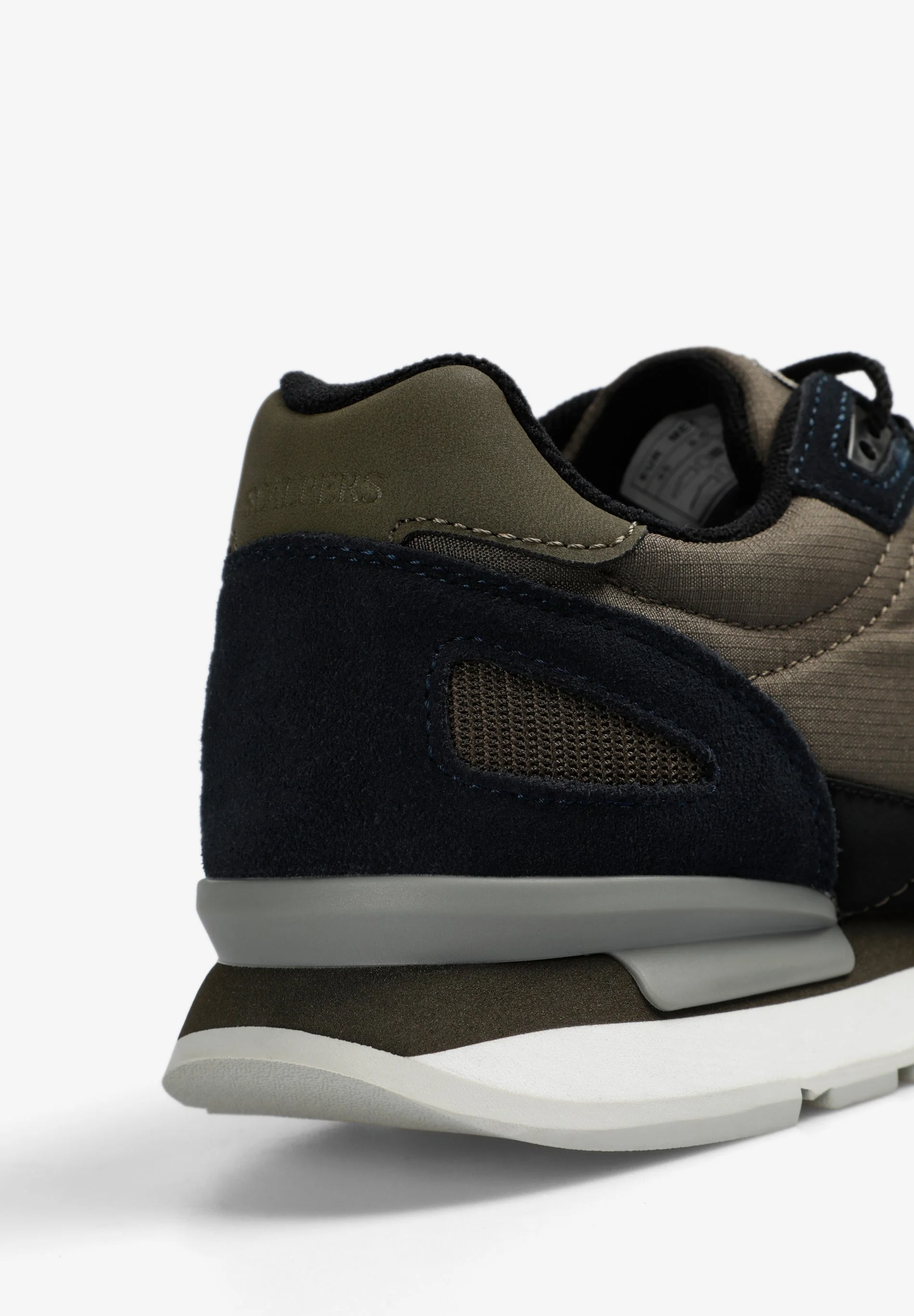 LEATHER SKULL SNEAKERS - Image 5