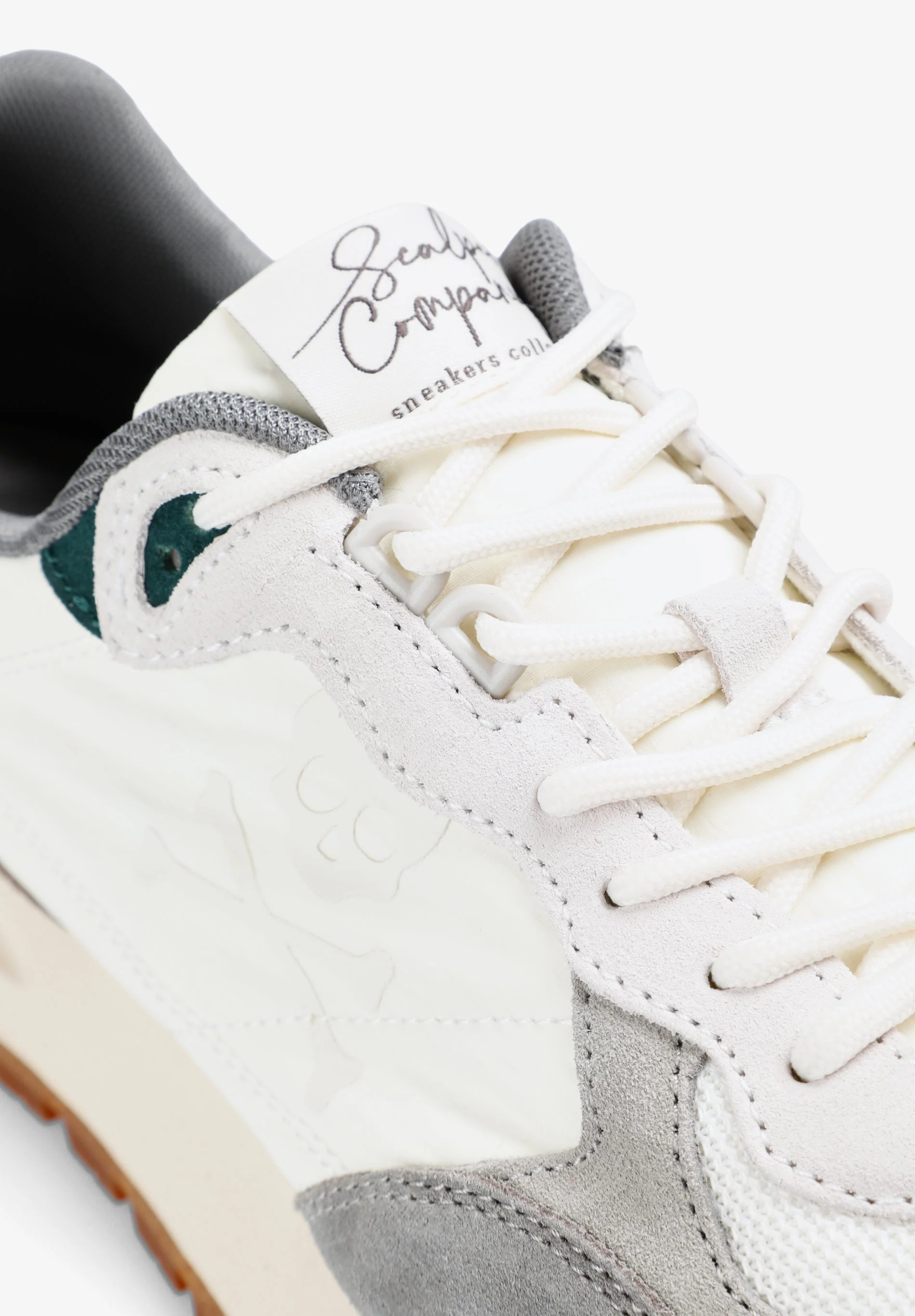 SNEAKERS WITH SIDE SKULL - Image 6